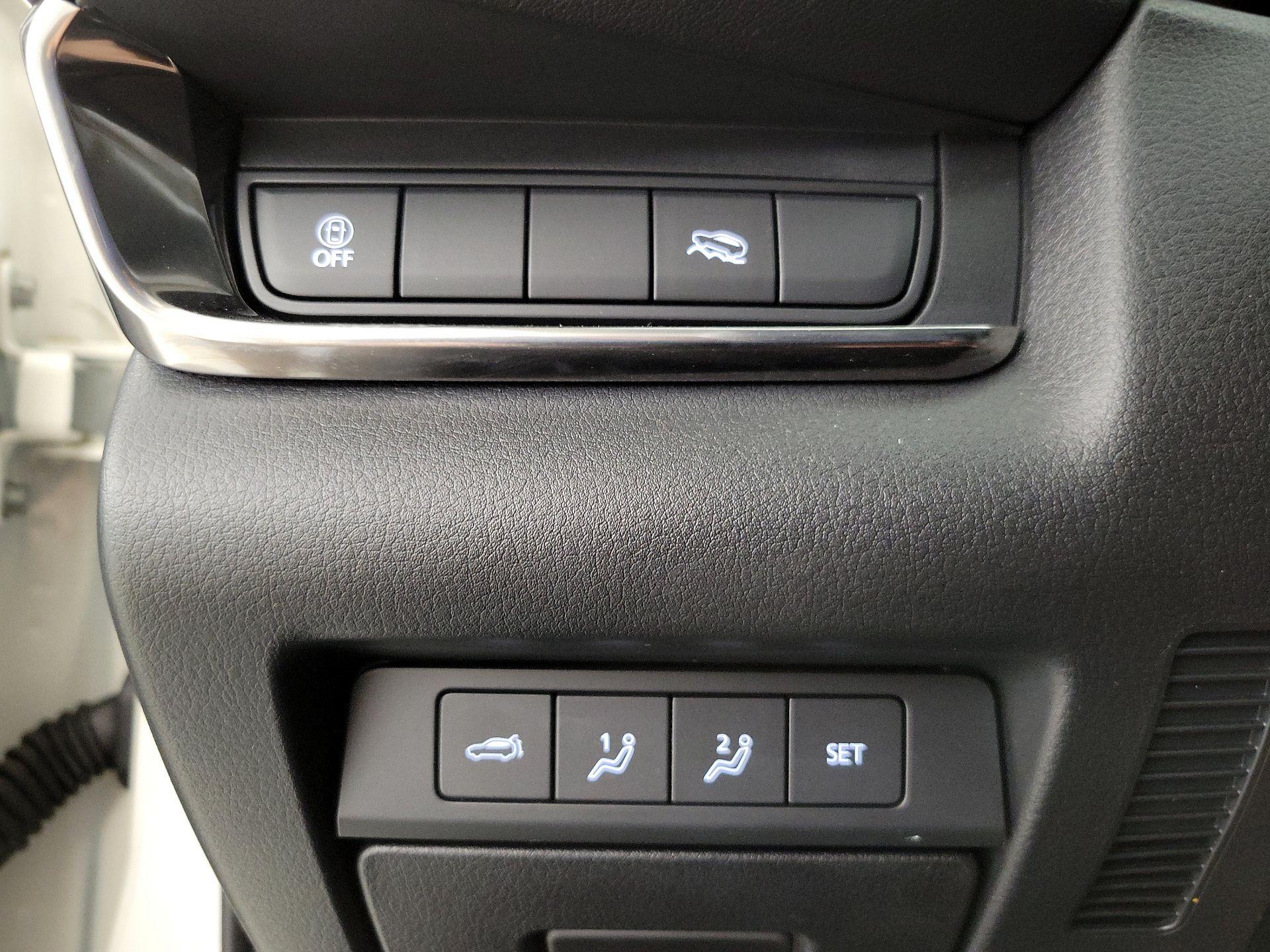 Thumbnail: 2023 Mazda CX-30 - 13