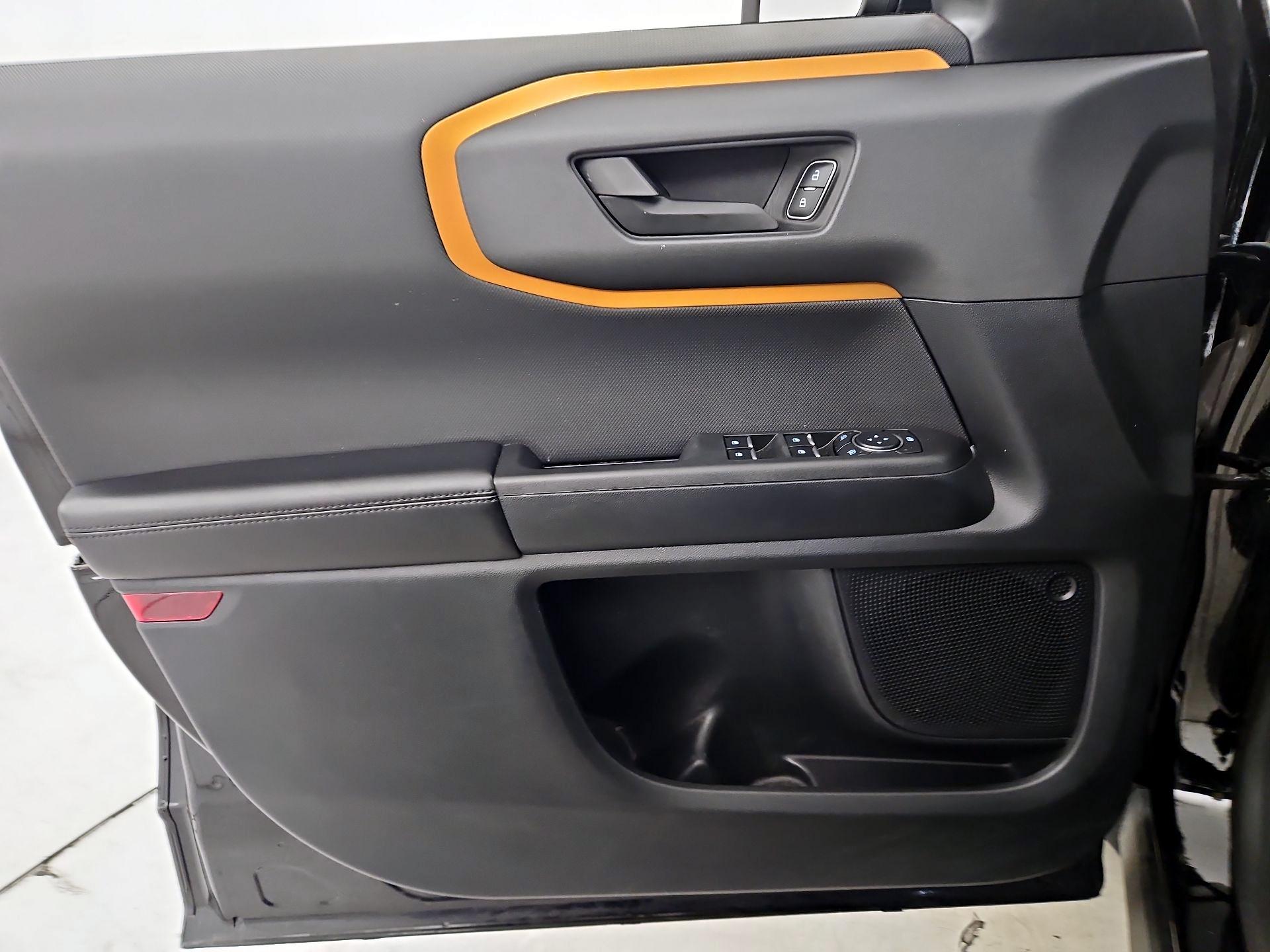 Thumbnail: 2023 Ford Bronco Sport - 12