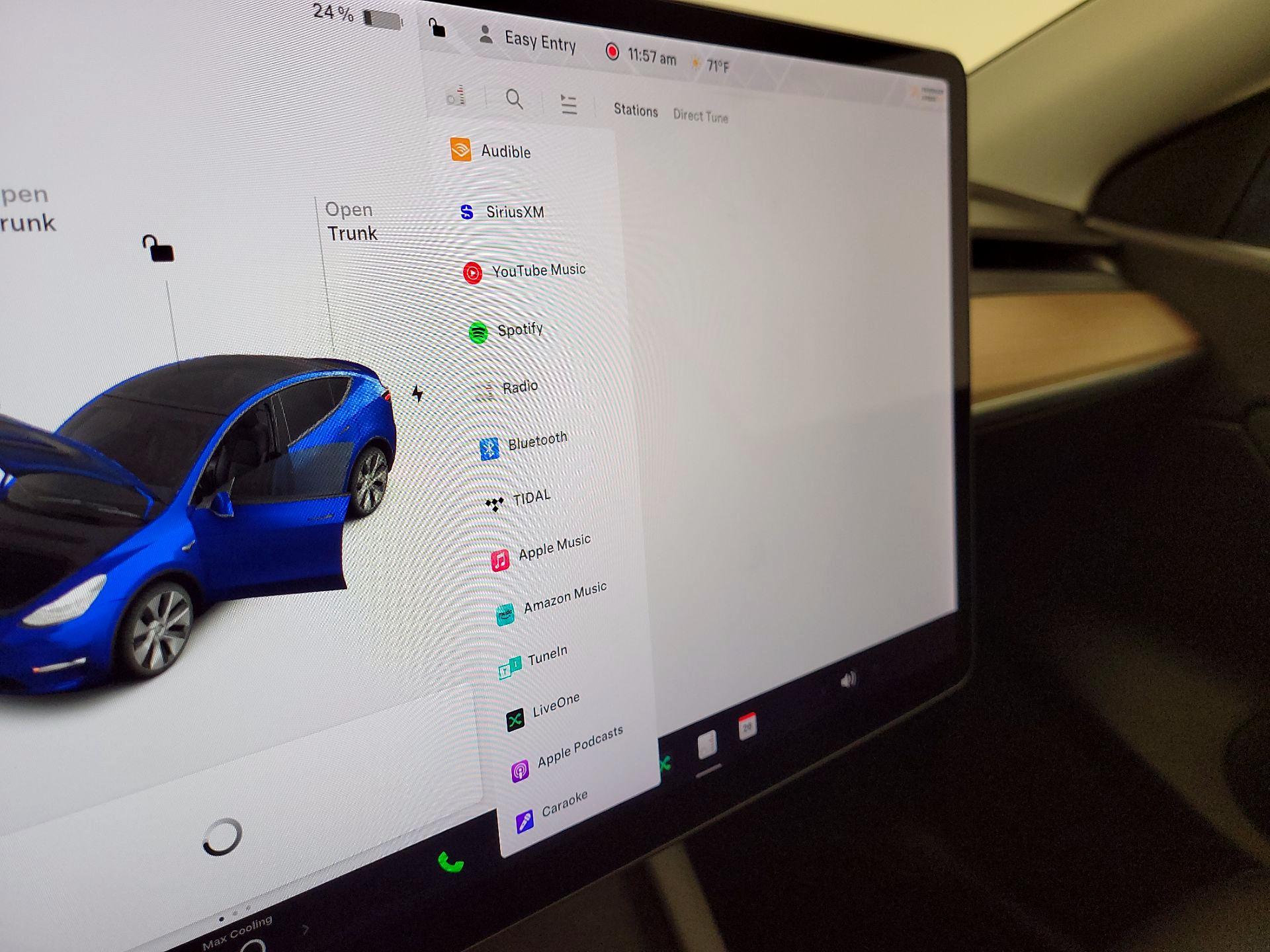 Thumbnail: 2022 Tesla Model Y - 15