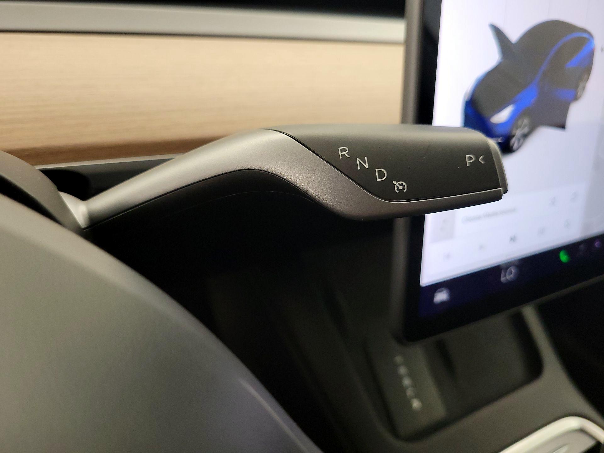 Thumbnail: 2022 Tesla Model Y - 17
