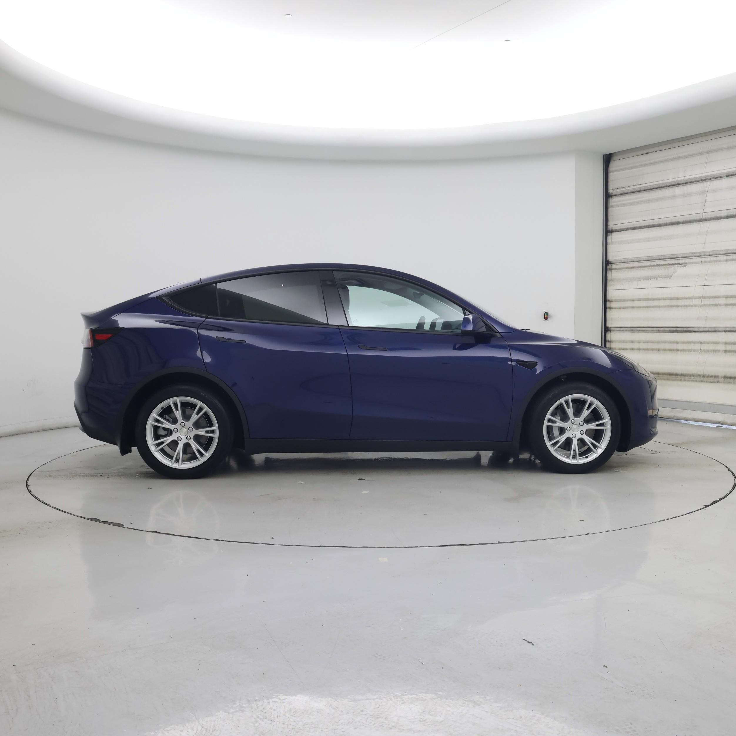 Thumbnail: 2022 Tesla Model Y - 7