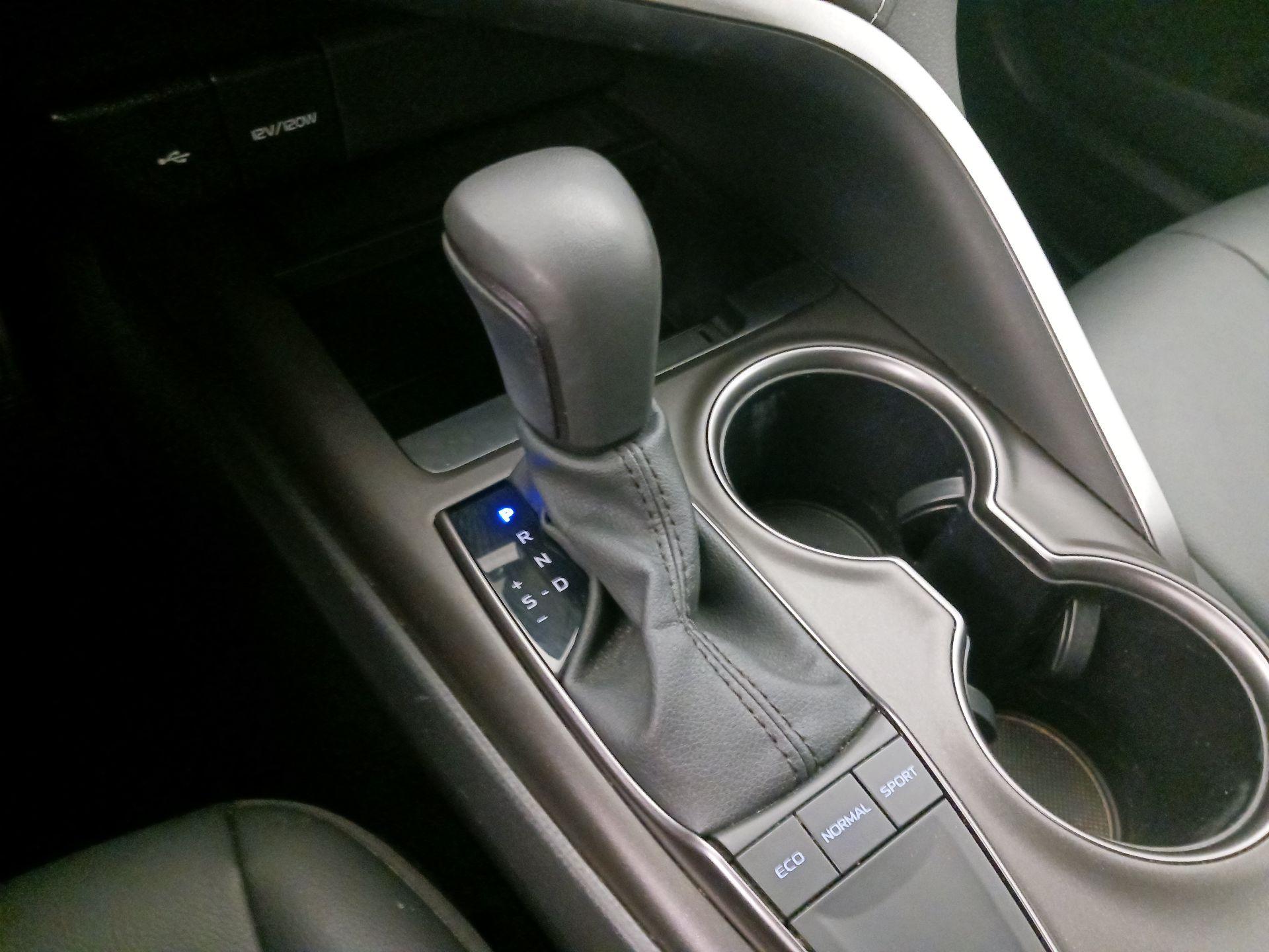 Thumbnail: 2024 Toyota Camry - 17