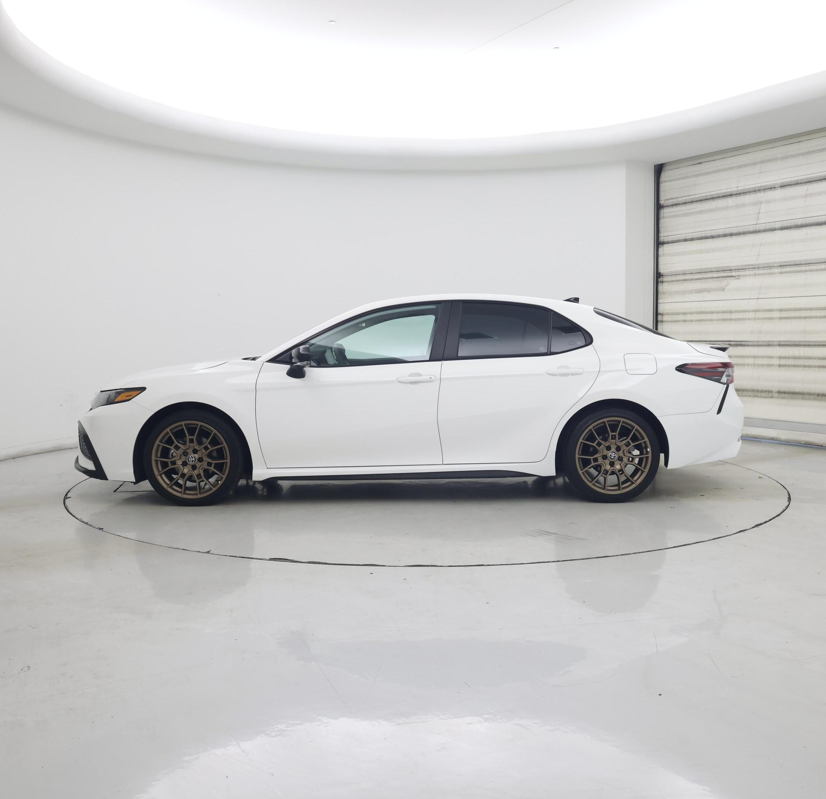 Thumbnail: 2024 Toyota Camry - 3