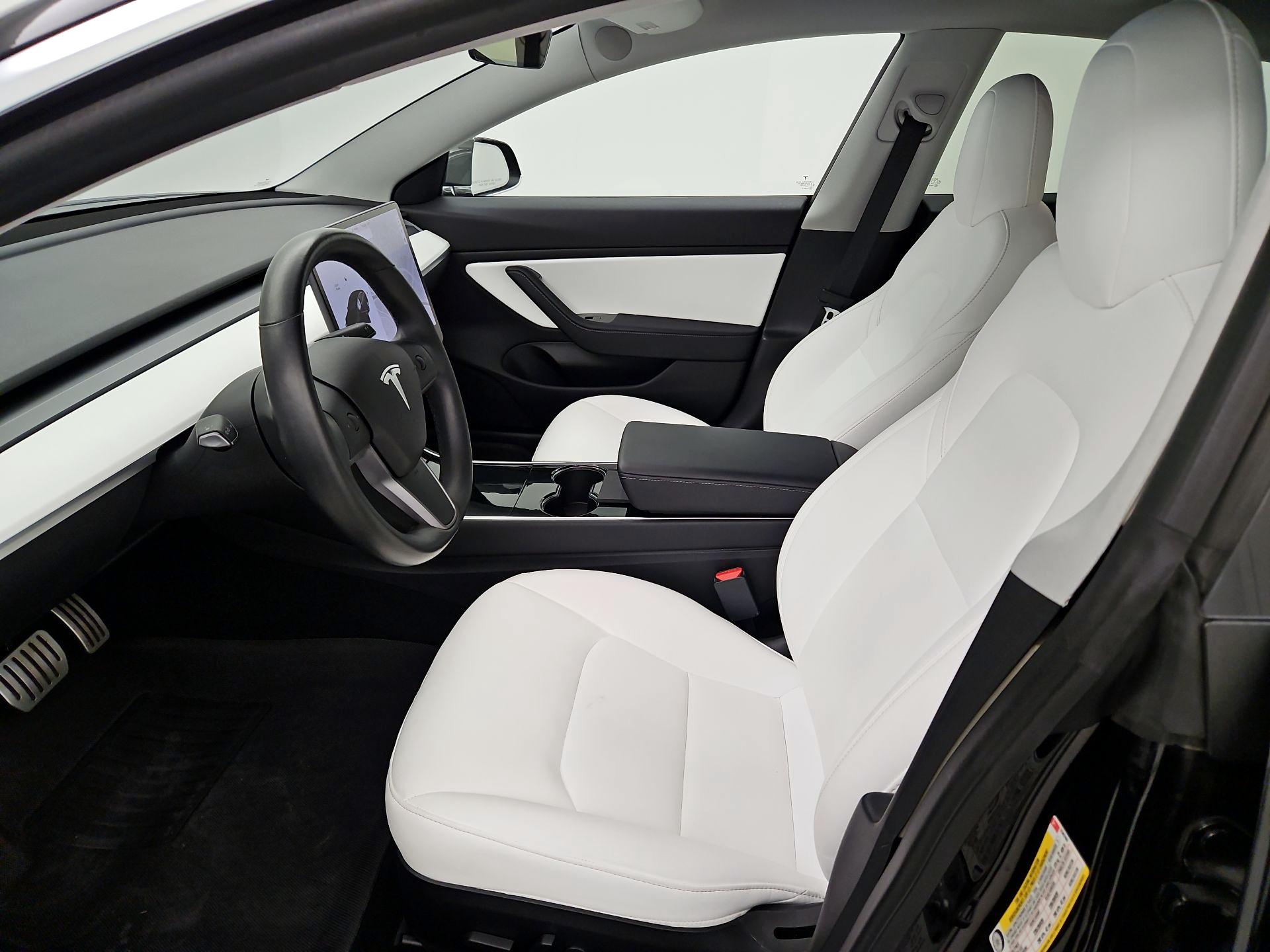 Thumbnail: 2019 Tesla Model 3 - 11