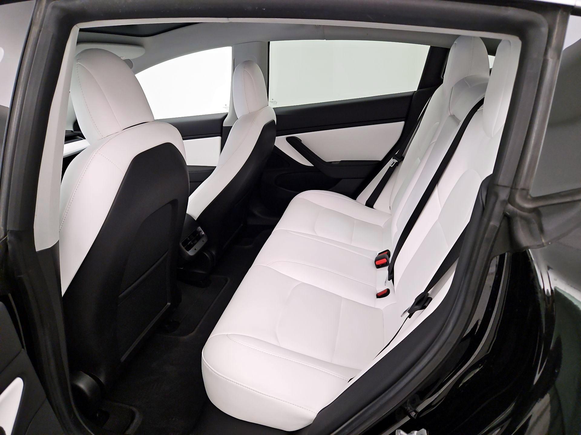 Thumbnail: 2019 Tesla Model 3 - 19
