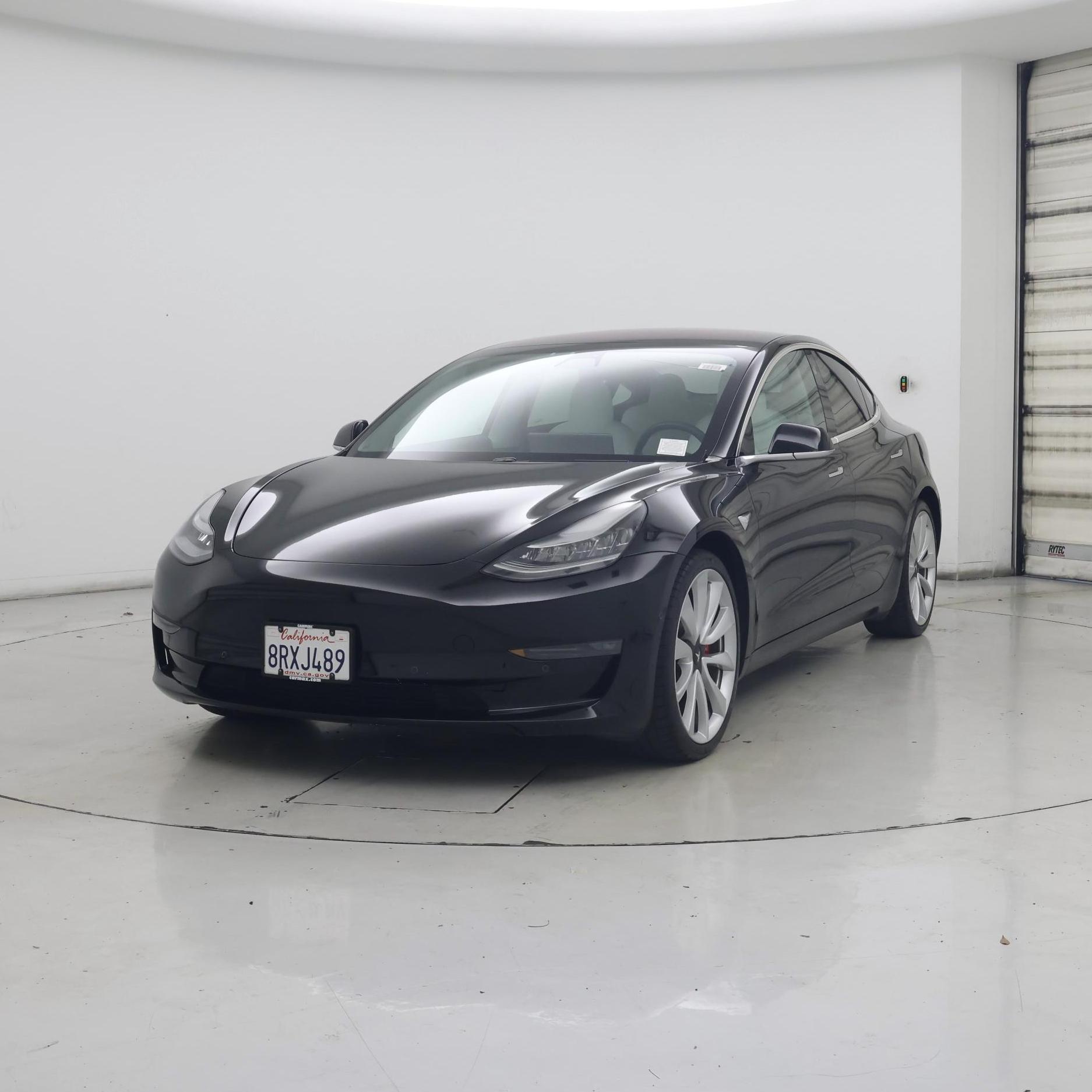 Thumbnail: 2019 Tesla Model 3 - 4
