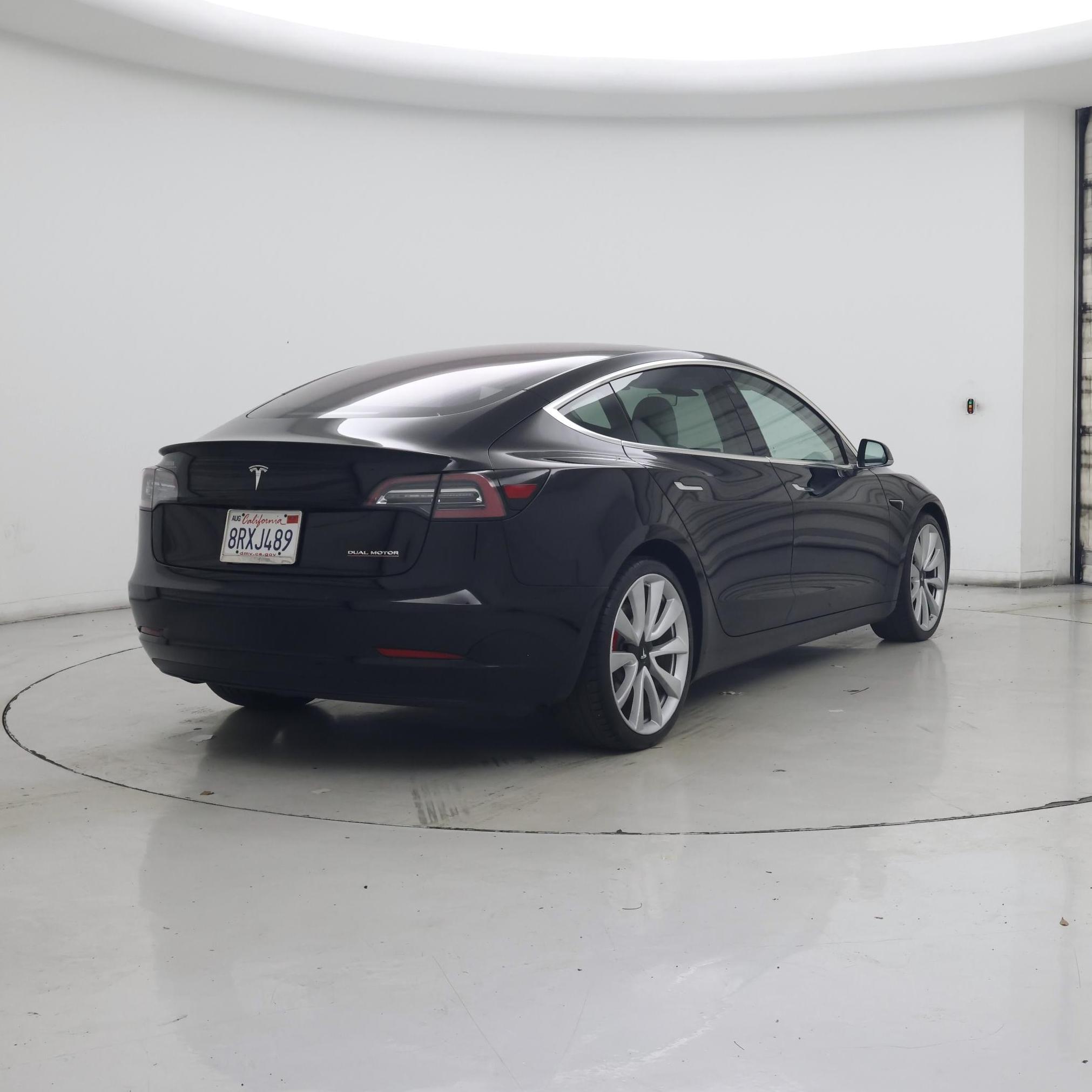 Thumbnail: 2019 Tesla Model 3 - 8