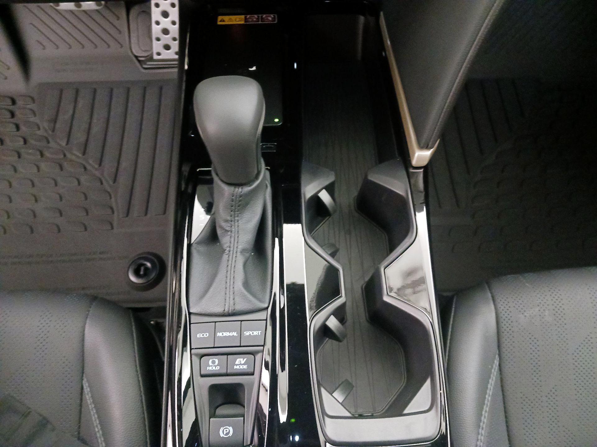 Thumbnail: 2026 Toyota Camry - 17