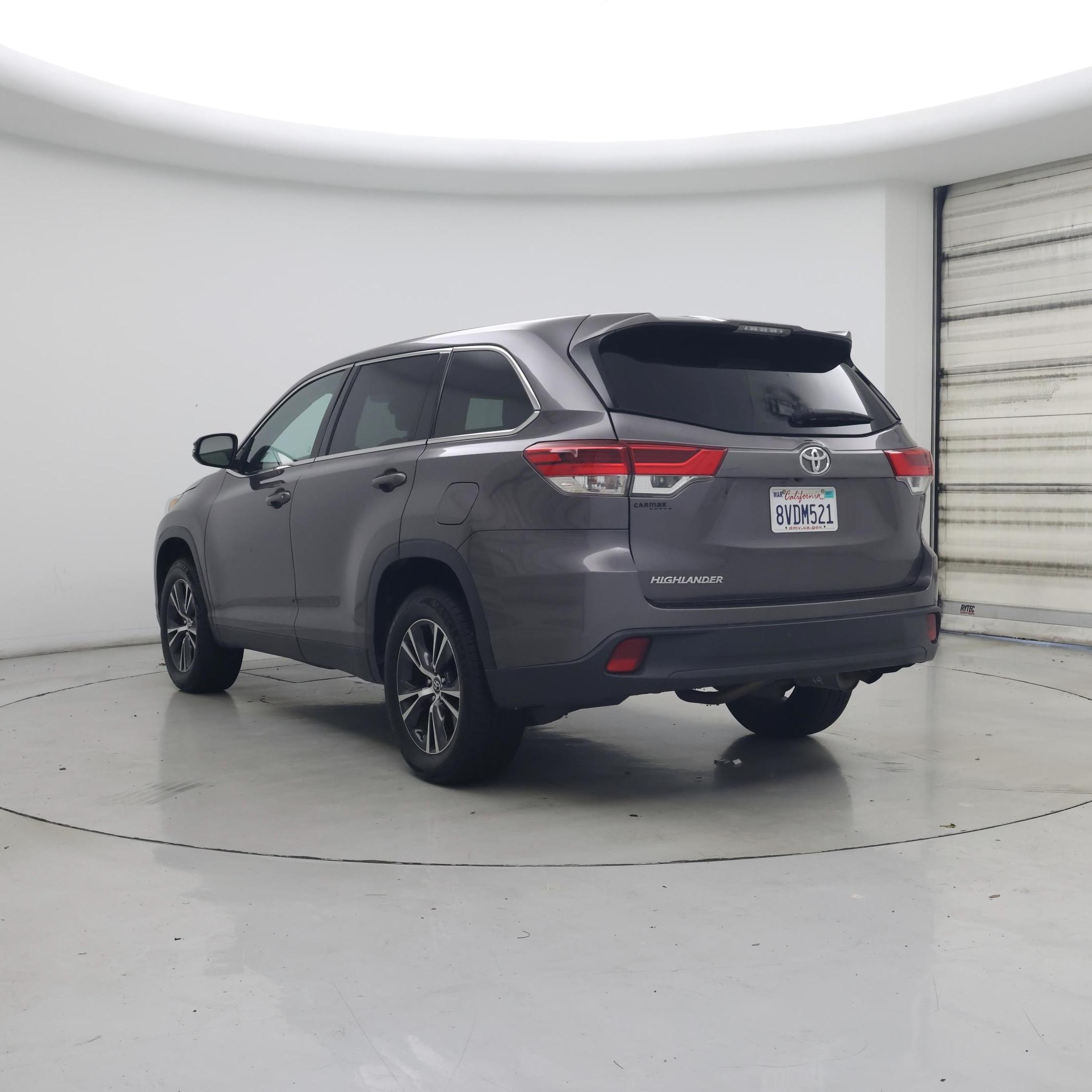 Thumbnail: 2019 Toyota Highlander - 2