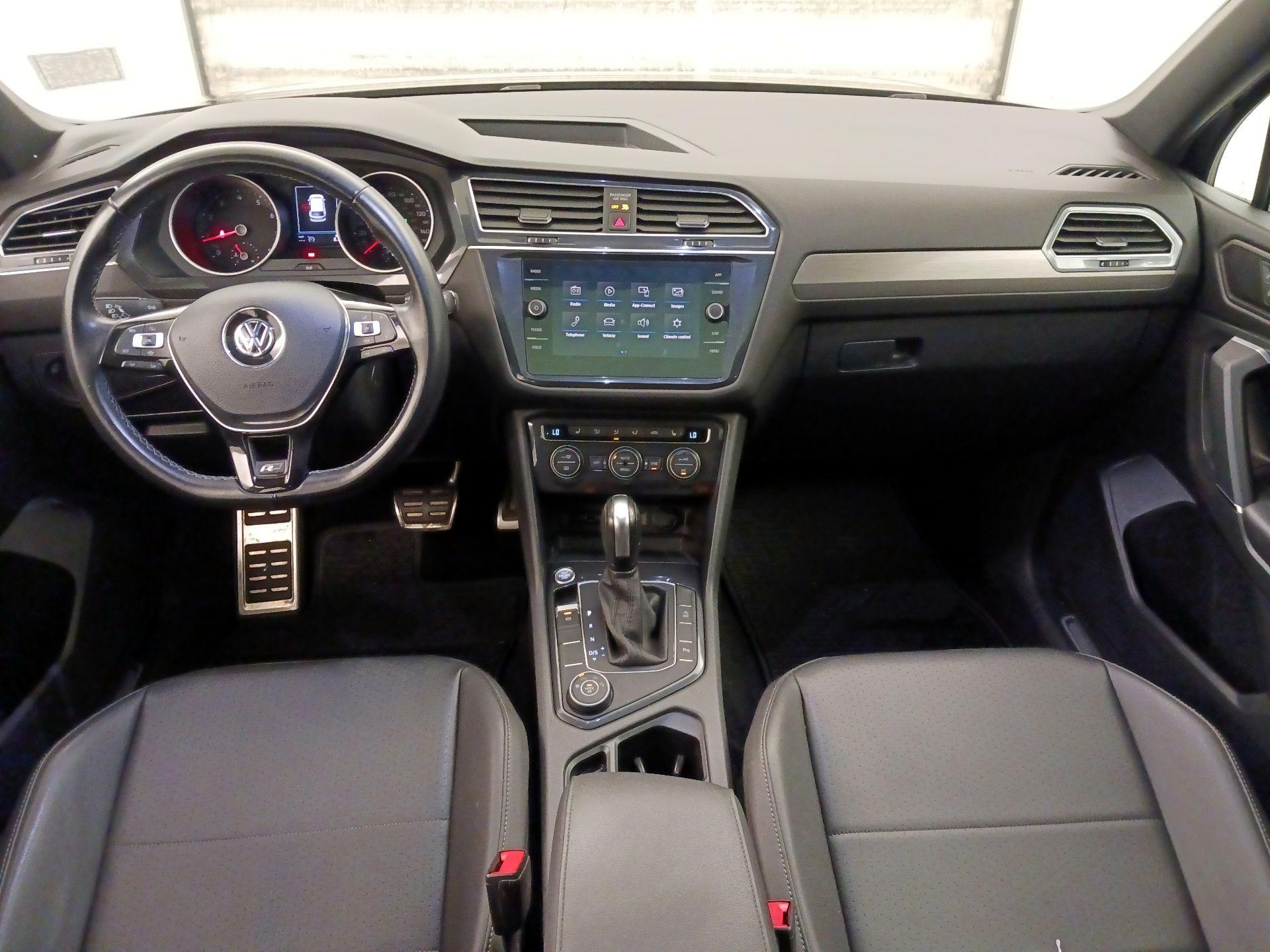 Thumbnail: 2020 Volkswagen Tiguan - 9