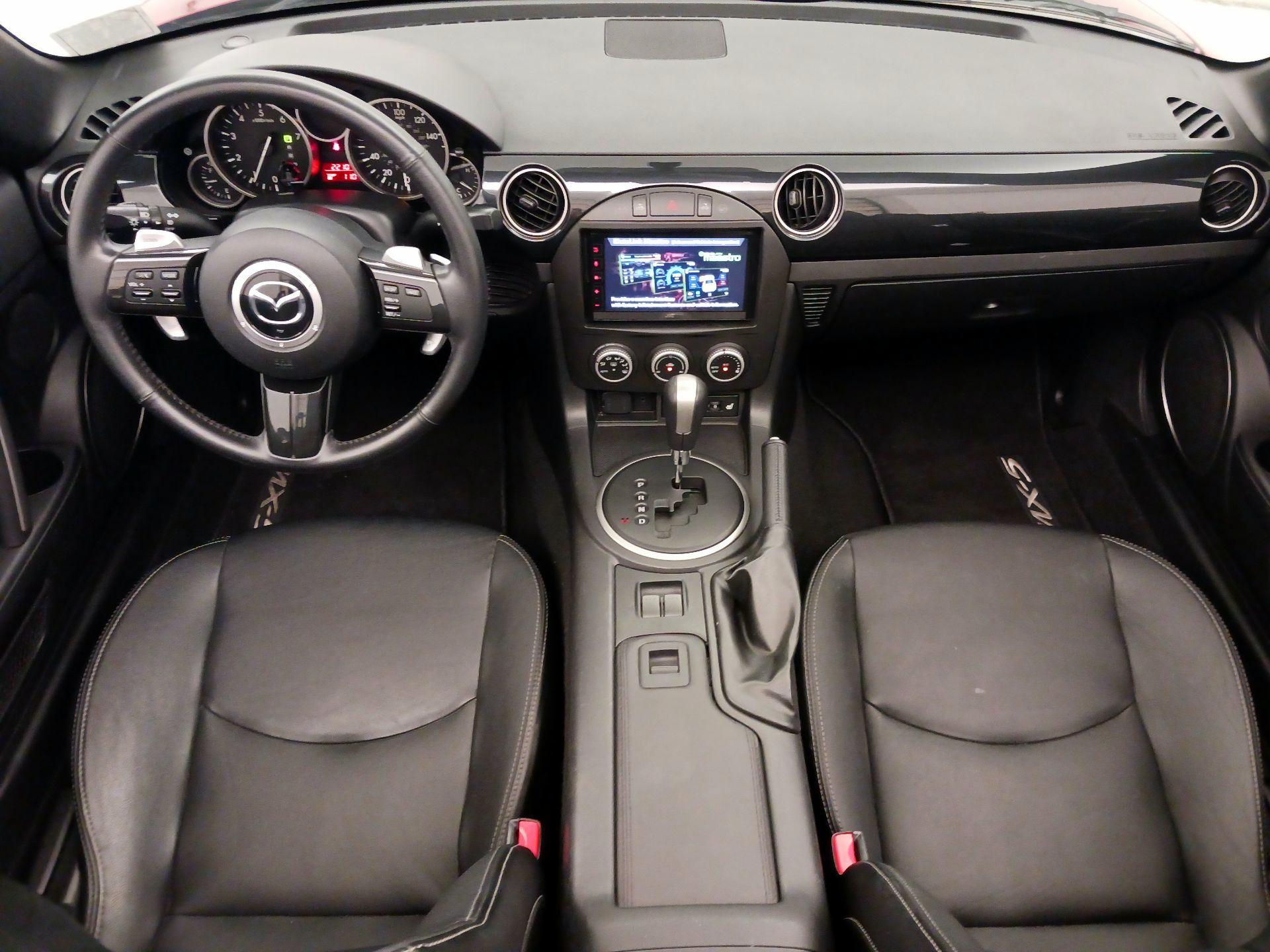 Thumbnail: 2015 Mazda MX-5 Miata - 9