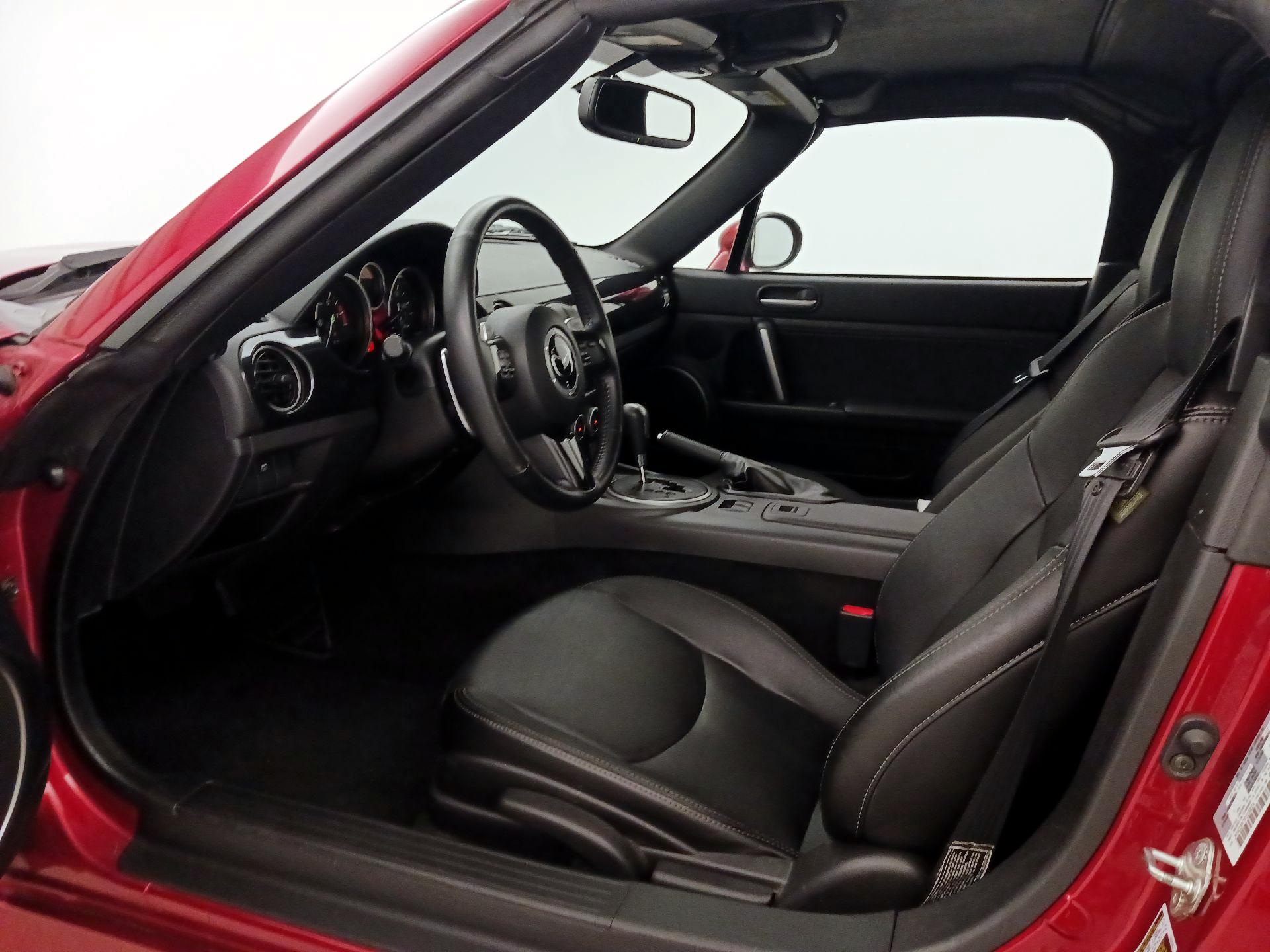 Thumbnail: 2015 Mazda MX-5 Miata - 11