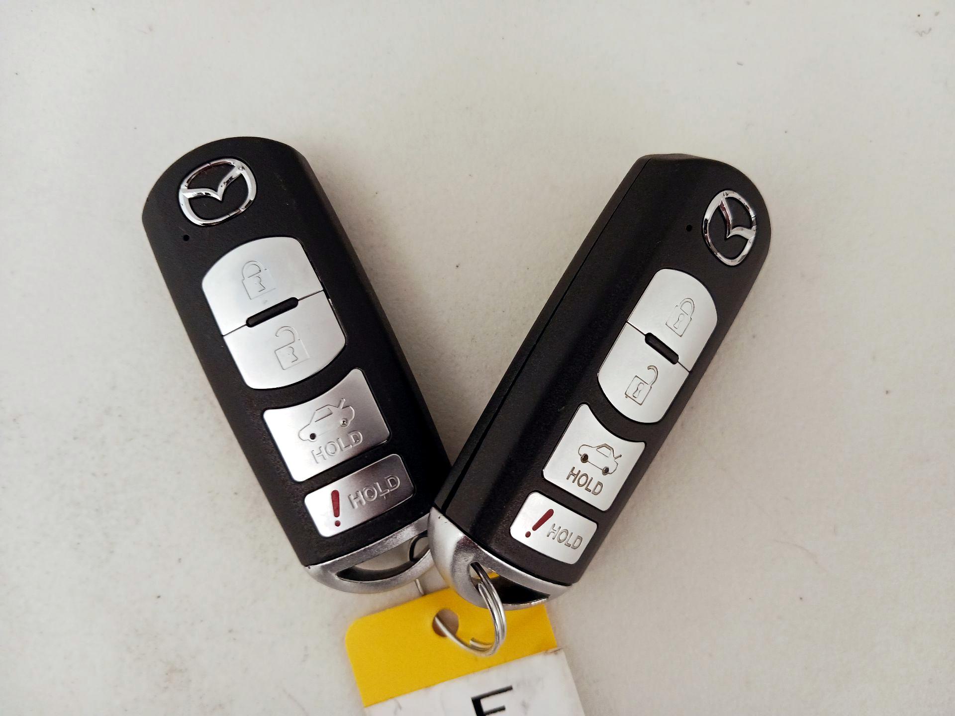 Thumbnail: 2015 Mazda MX-5 Miata - 20