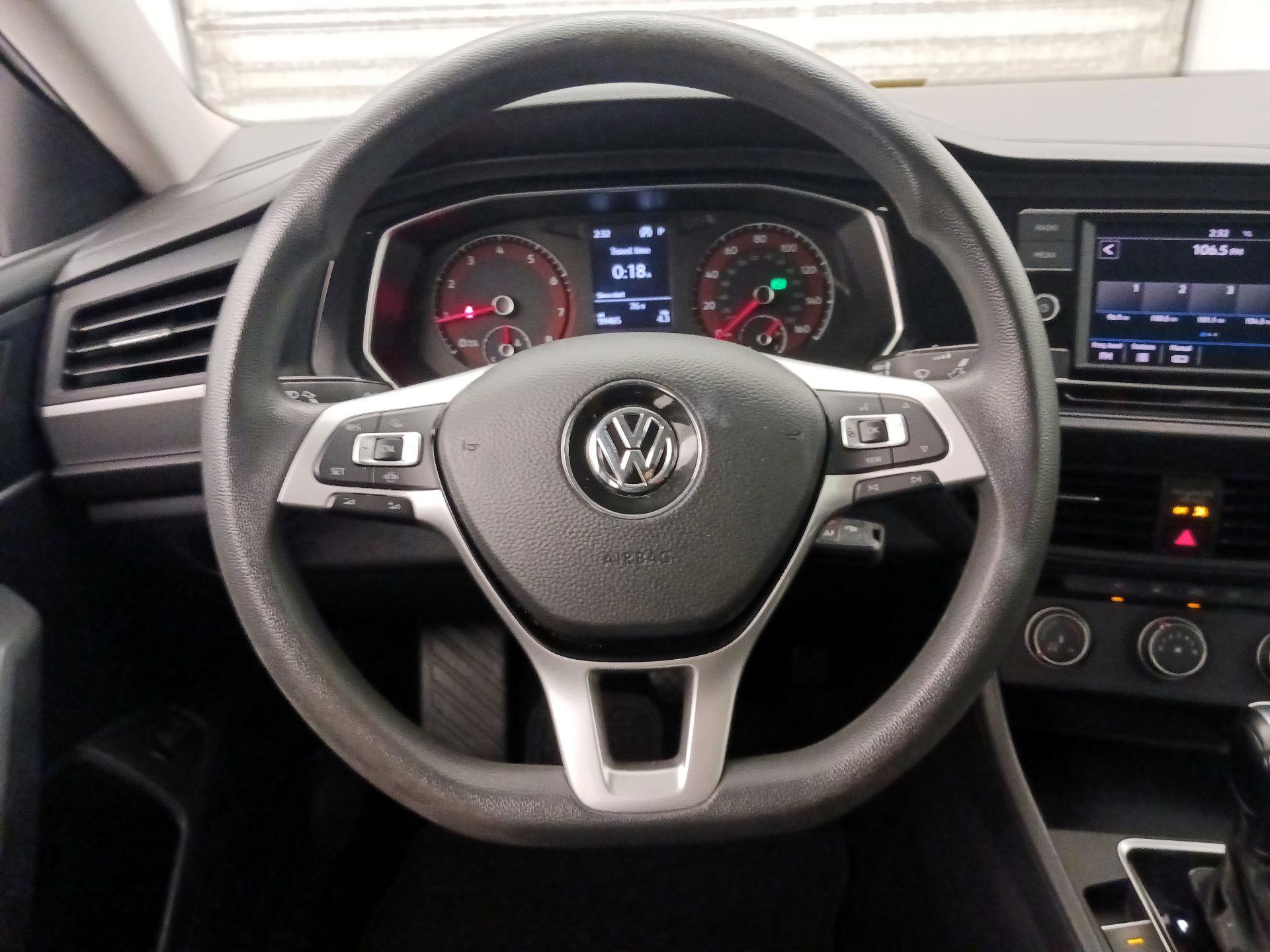 Thumbnail: 2019 Volkswagen Jetta - 10