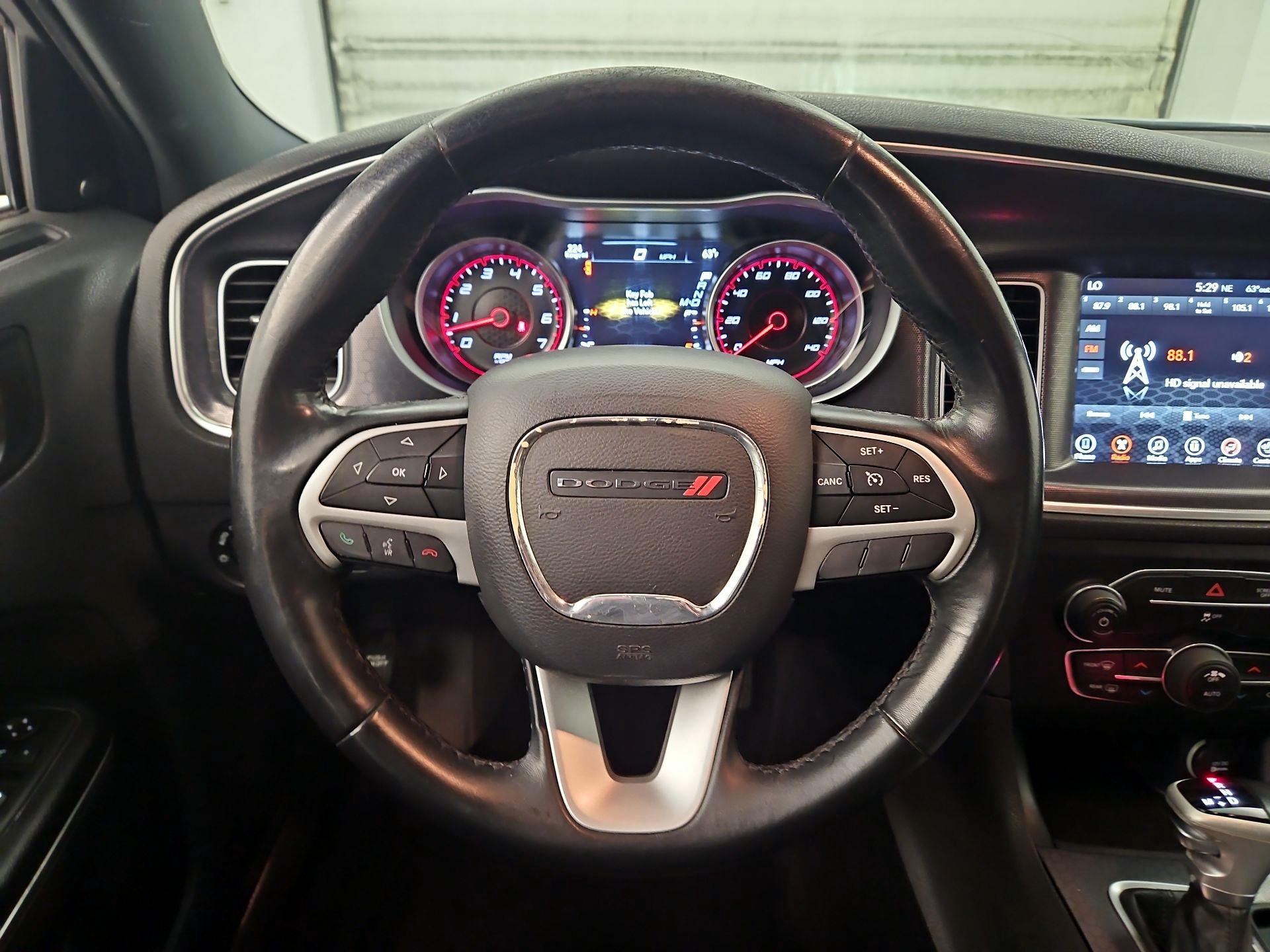 Thumbnail: 2017 Dodge Charger - 10