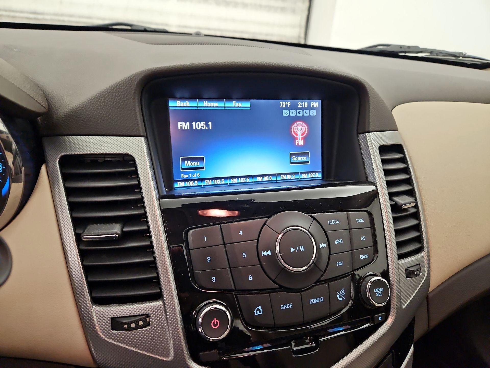 Thumbnail: 2015 Chevrolet Cruze - 15
