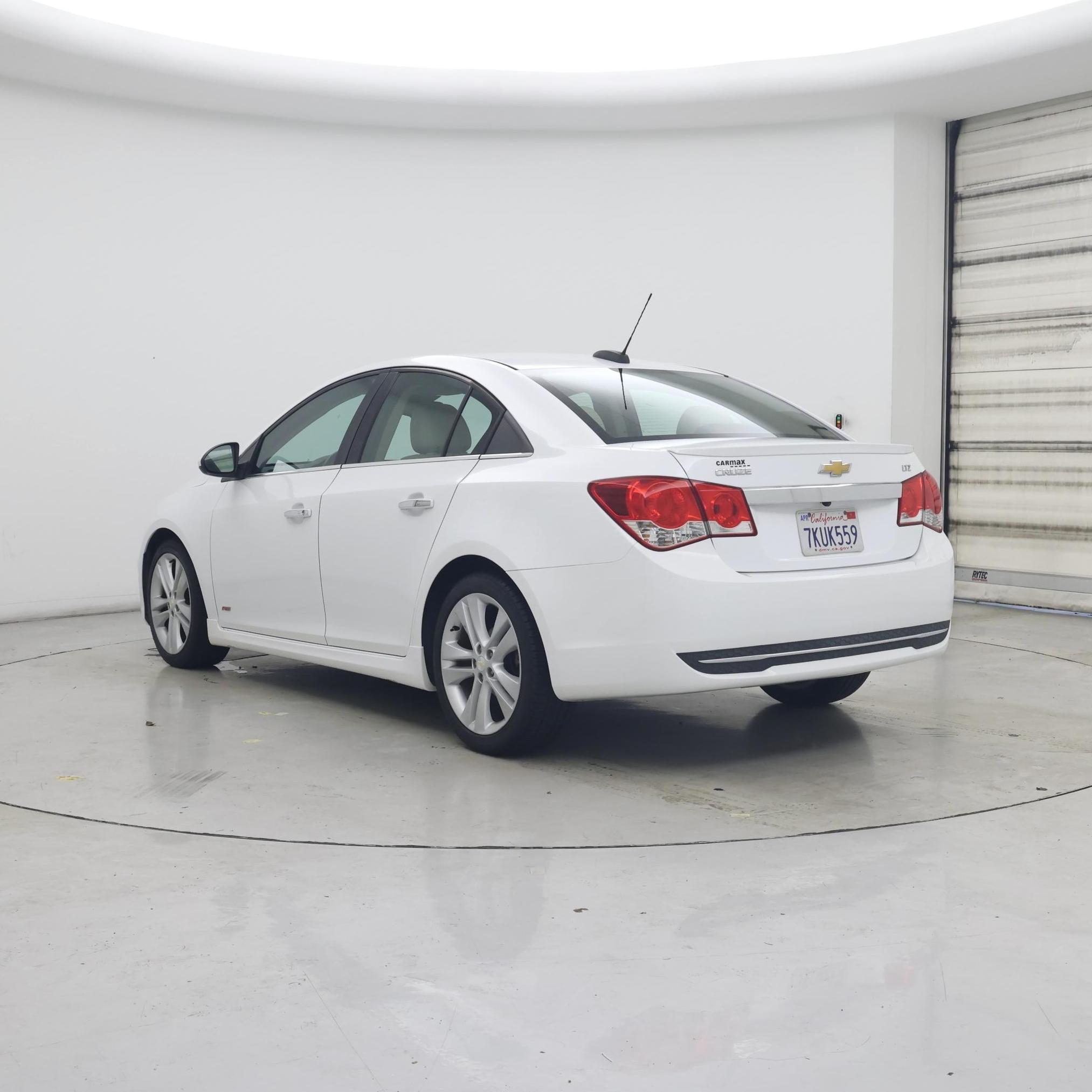 Thumbnail: 2015 Chevrolet Cruze - 2