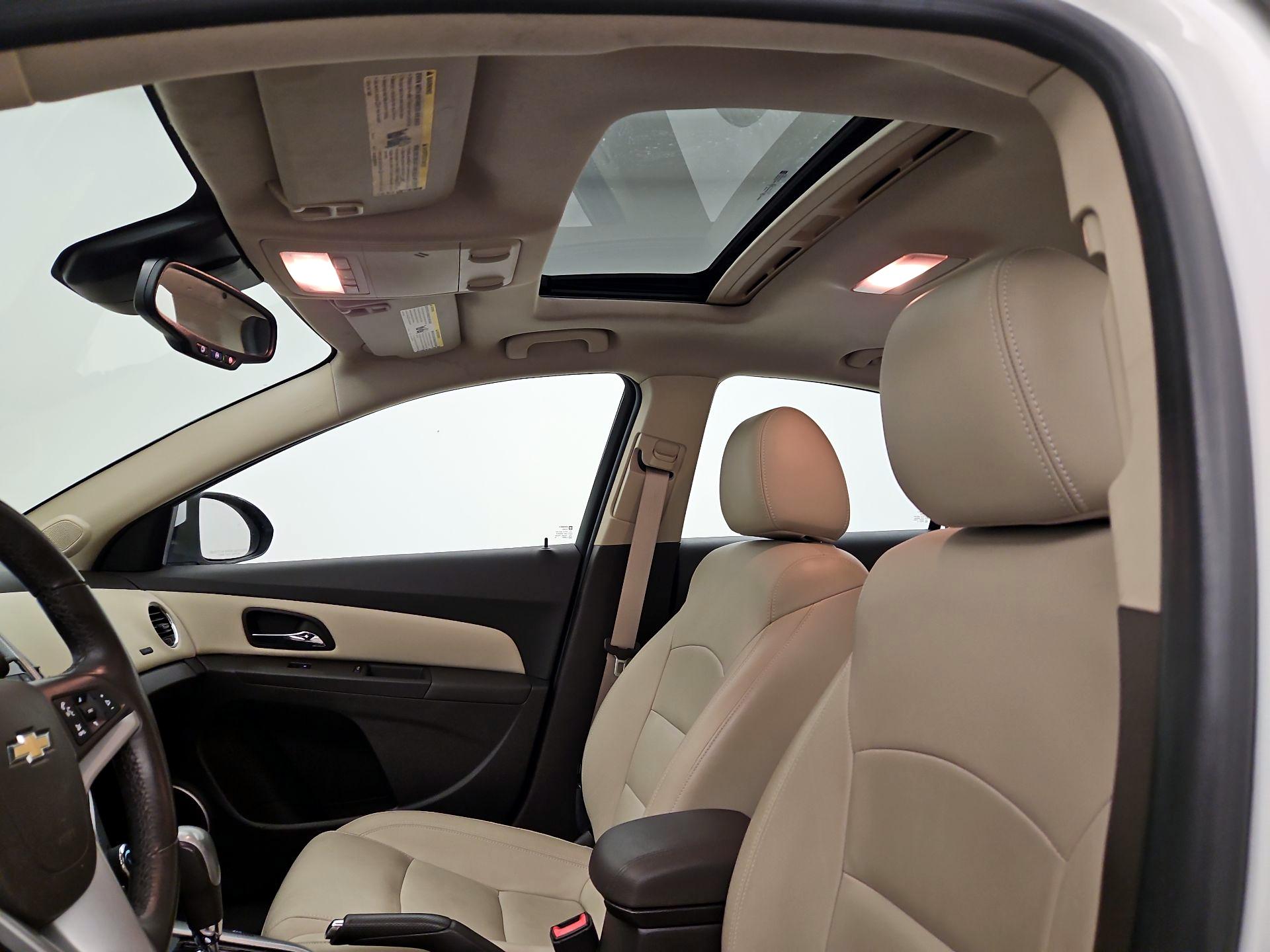 Thumbnail: 2015 Chevrolet Cruze - 19