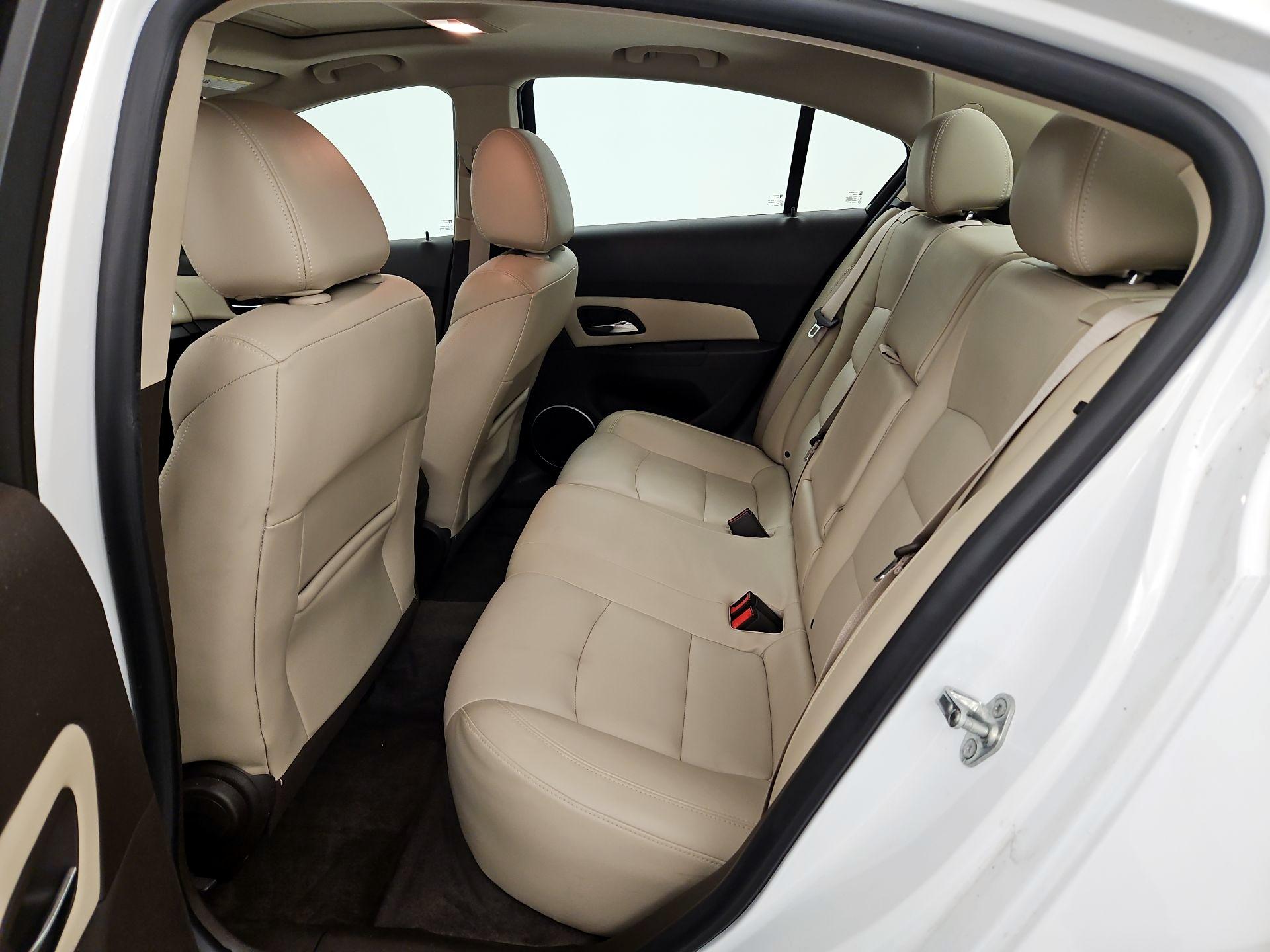 Thumbnail: 2015 Chevrolet Cruze - 20