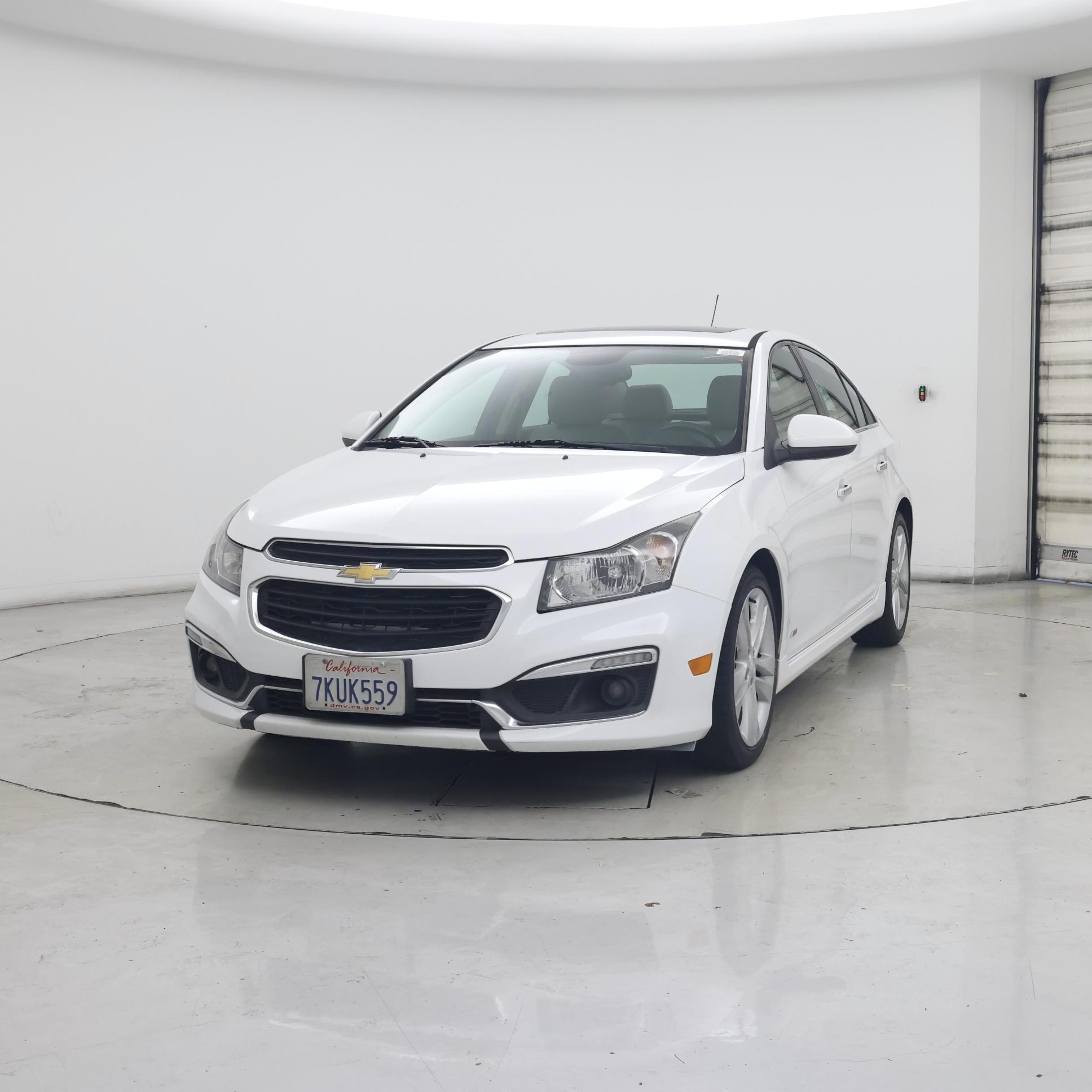 Thumbnail: 2015 Chevrolet Cruze - 4