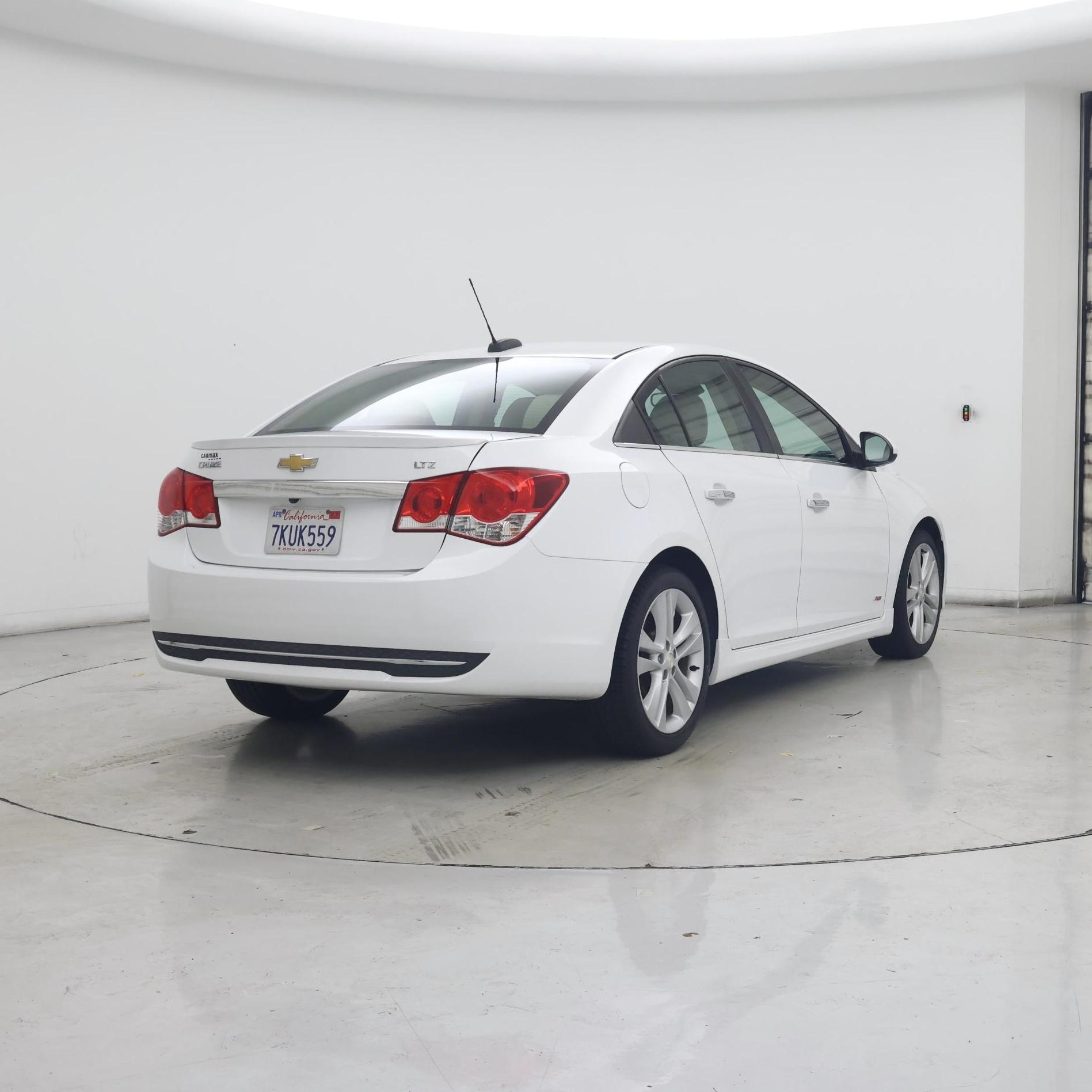 Thumbnail: 2015 Chevrolet Cruze - 8