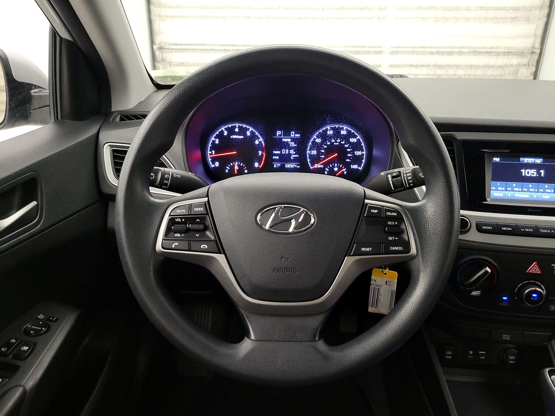 Thumbnail: 2019 Hyundai Accent - 10