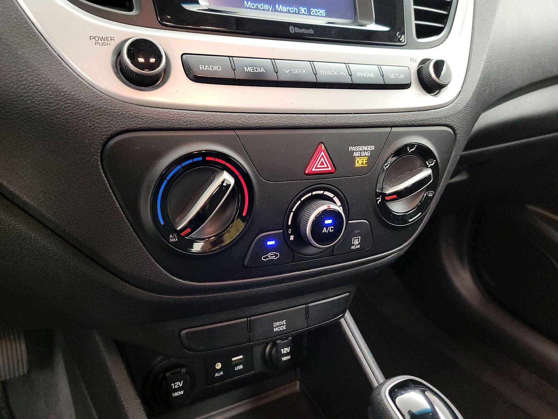 Thumbnail: 2019 Hyundai Accent - 16