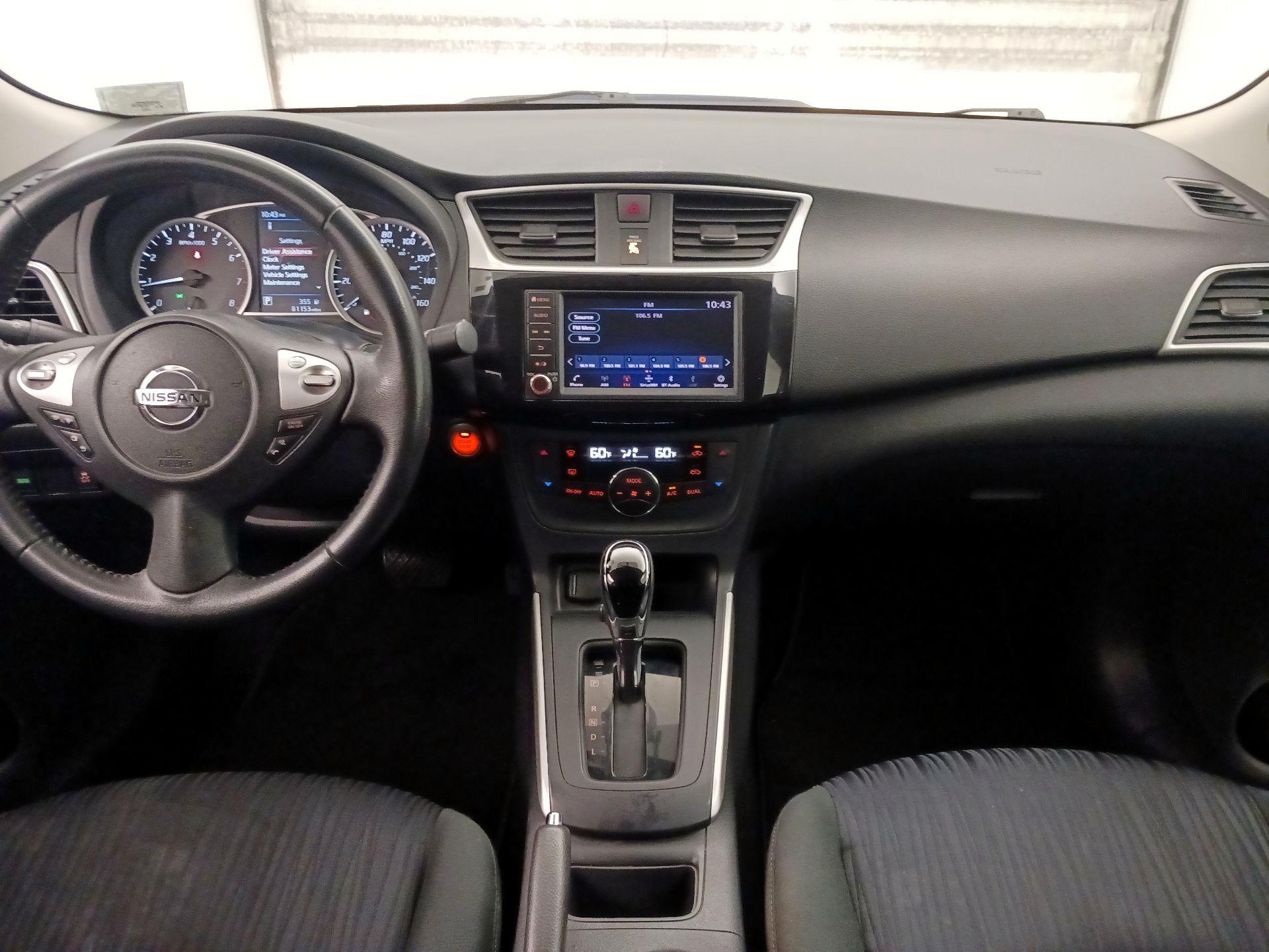 Thumbnail: 2019 Nissan Sentra - 9