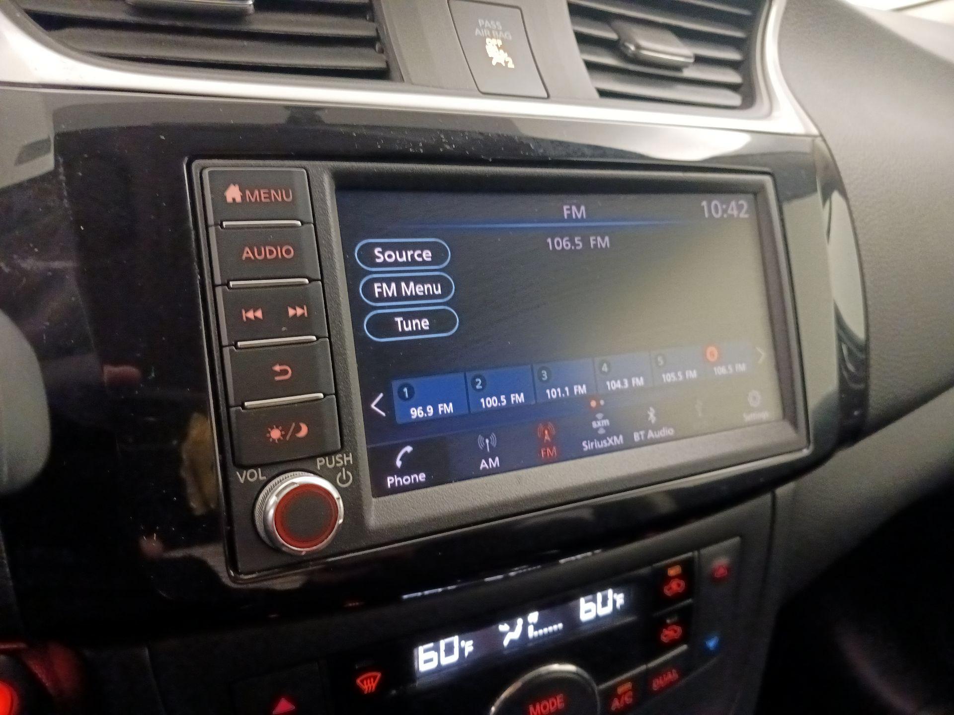 Thumbnail: 2019 Nissan Sentra - 15