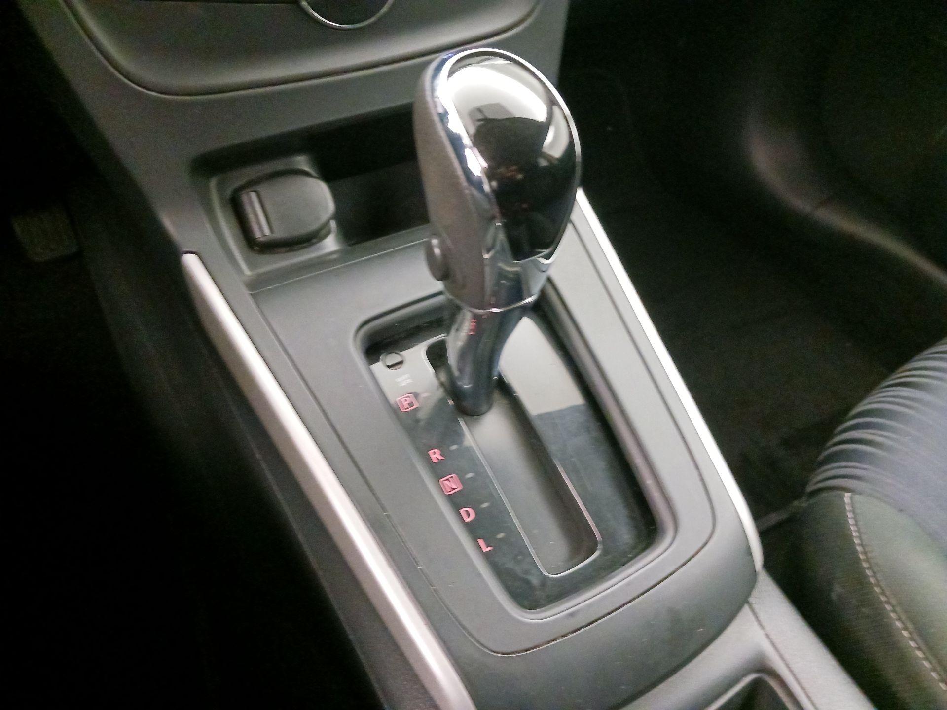 Thumbnail: 2019 Nissan Sentra - 17