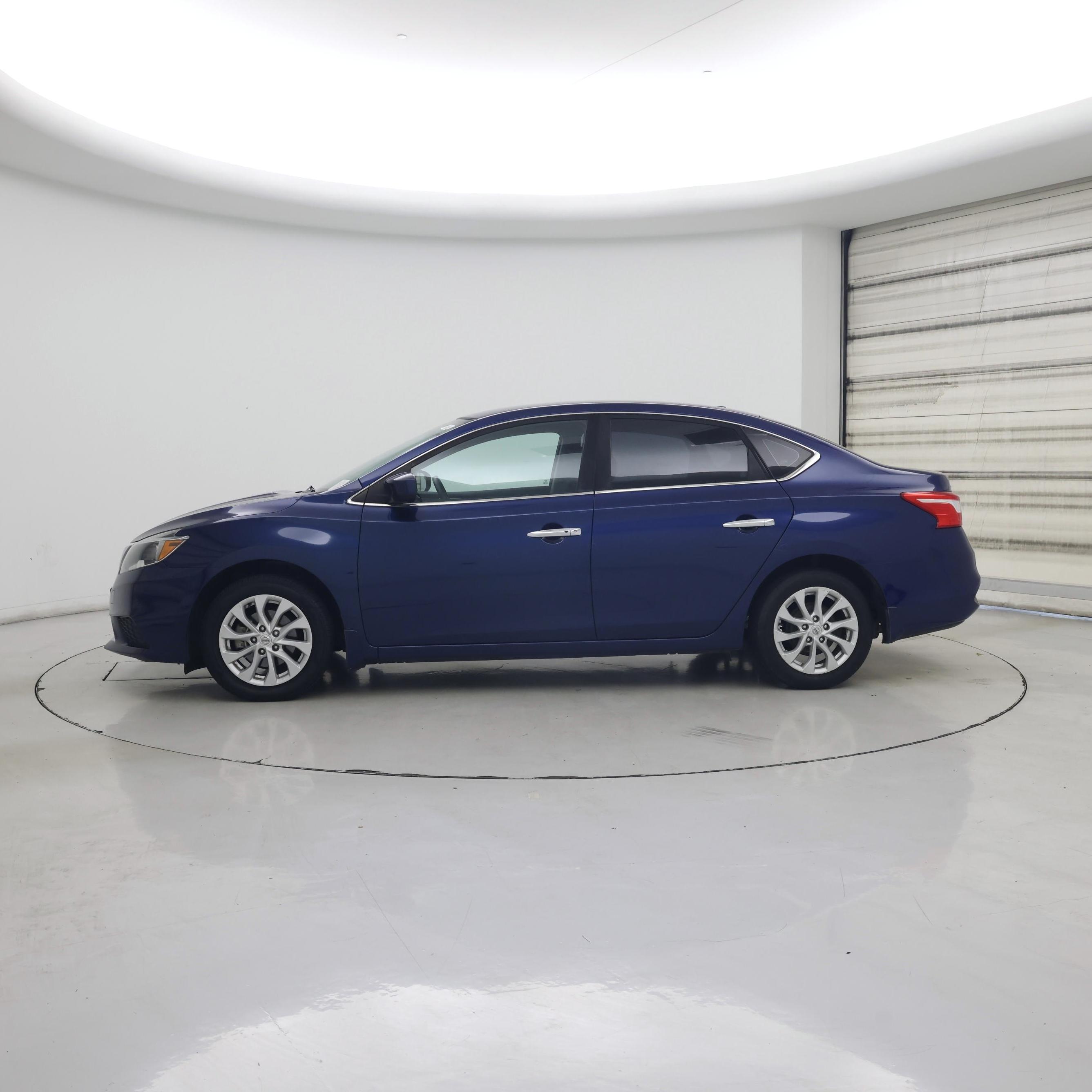 Thumbnail: 2019 Nissan Sentra - 3