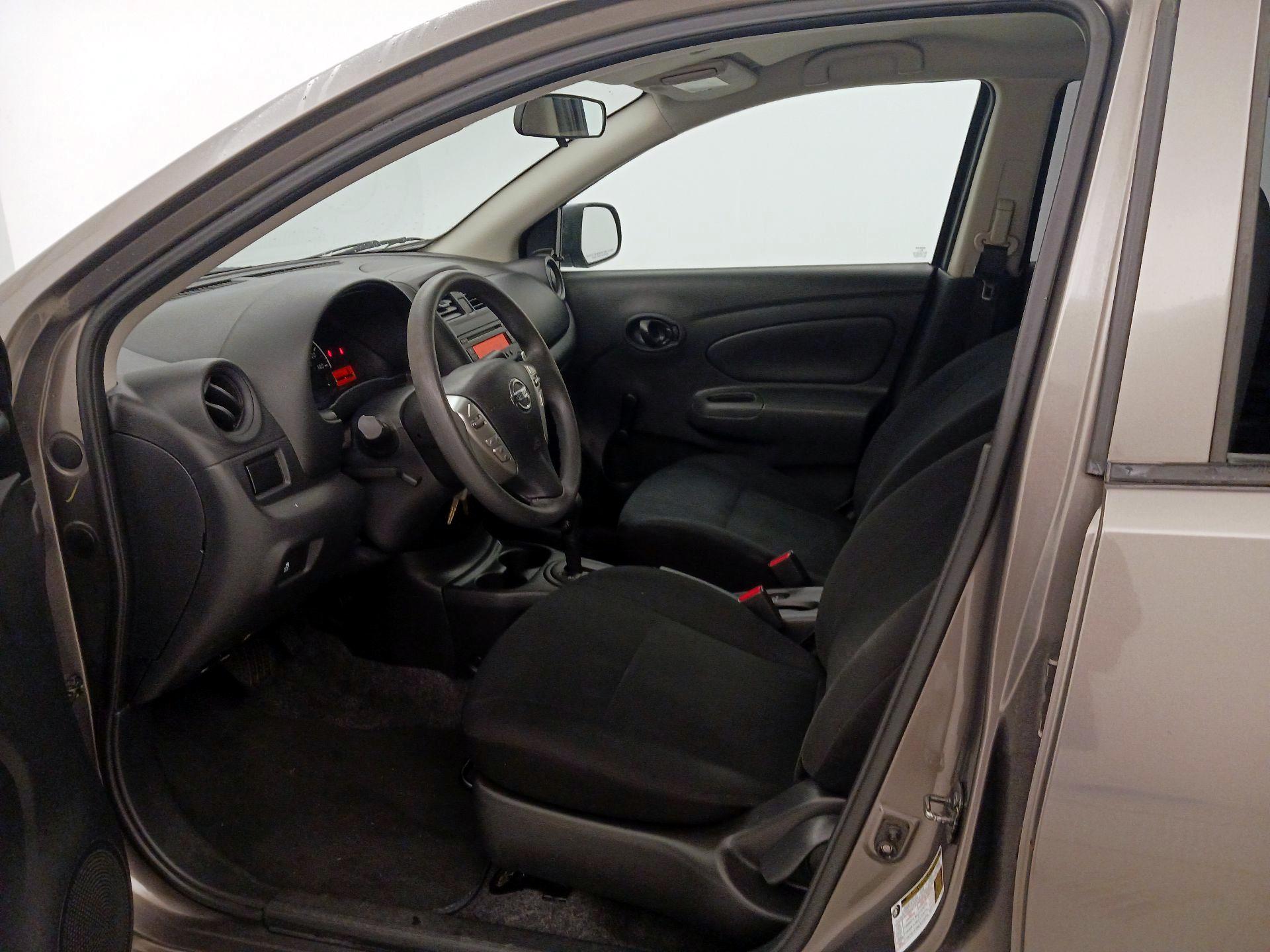 Thumbnail: 2015 Nissan Versa - 11