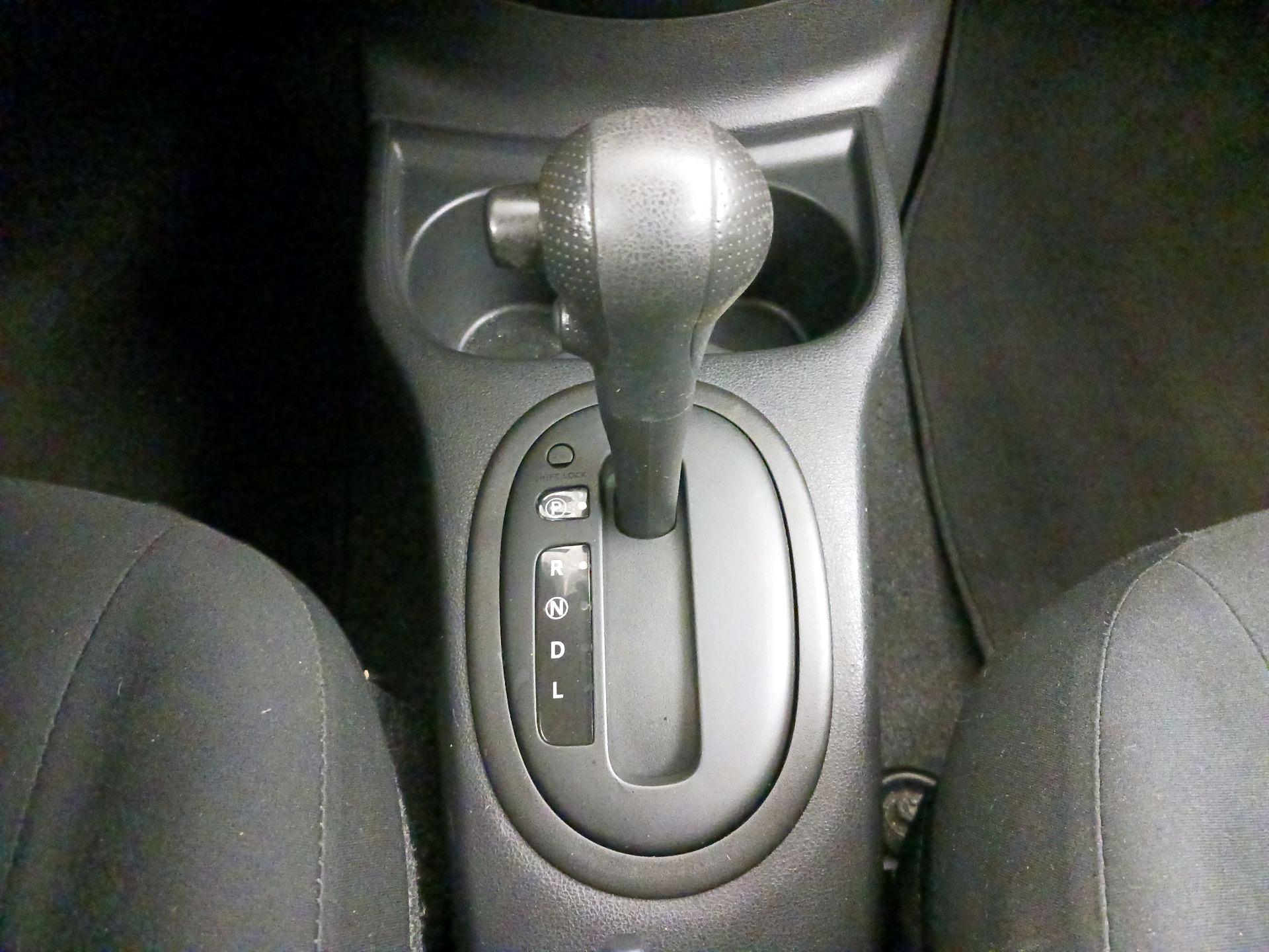 Thumbnail: 2015 Nissan Versa - 16