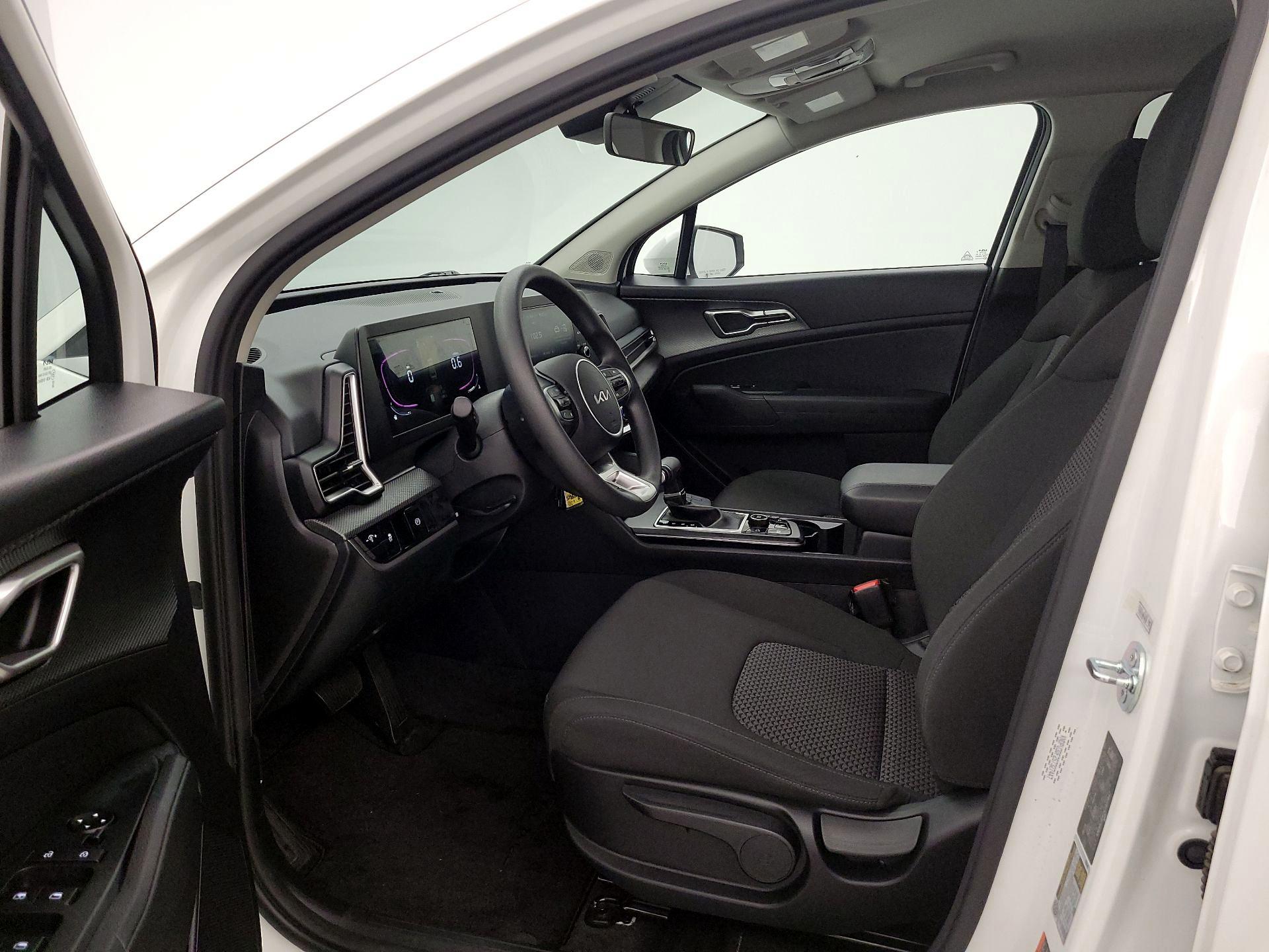 Thumbnail: 2025 Kia Sportage - 11