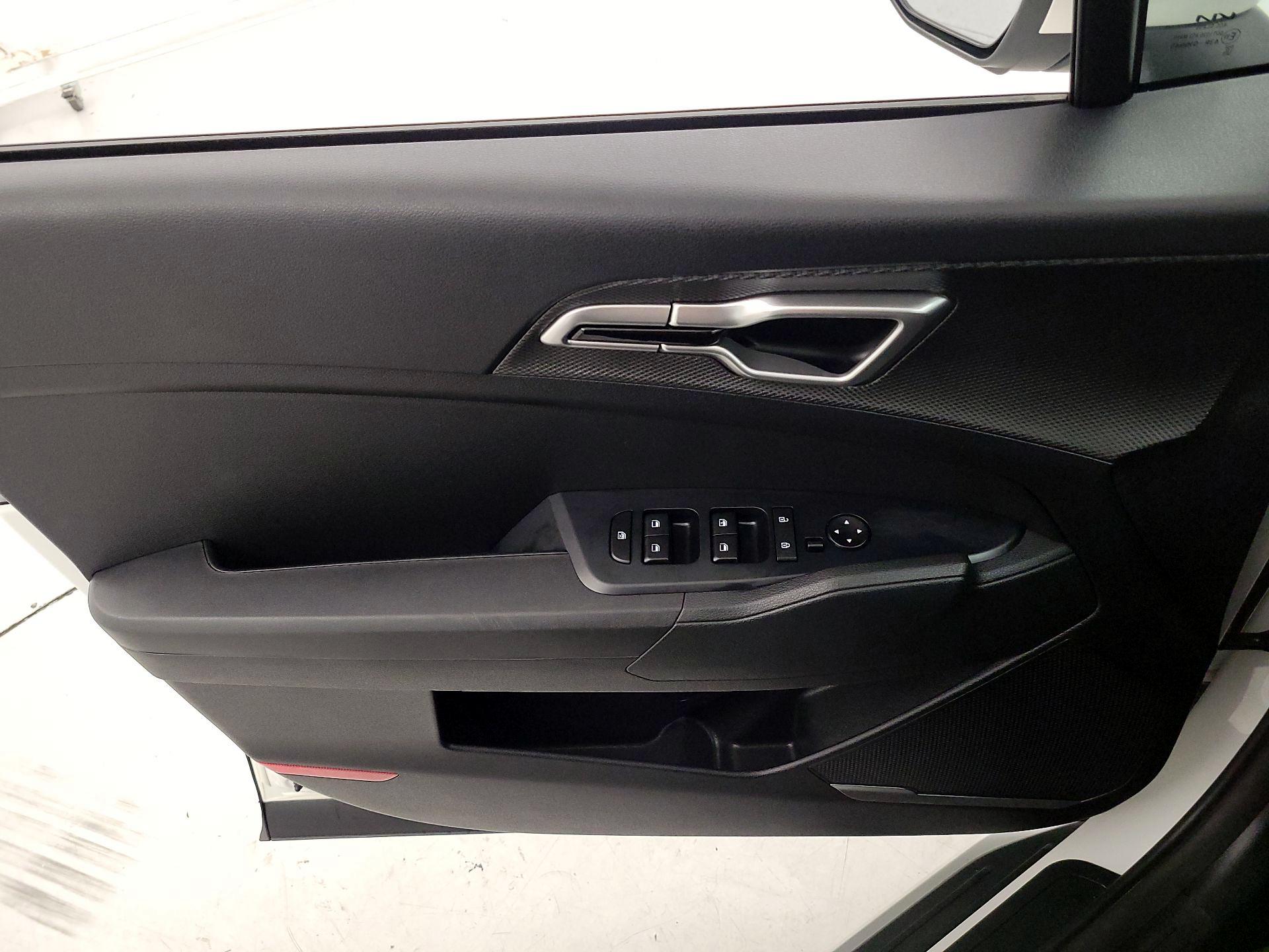 Thumbnail: 2025 Kia Sportage - 12