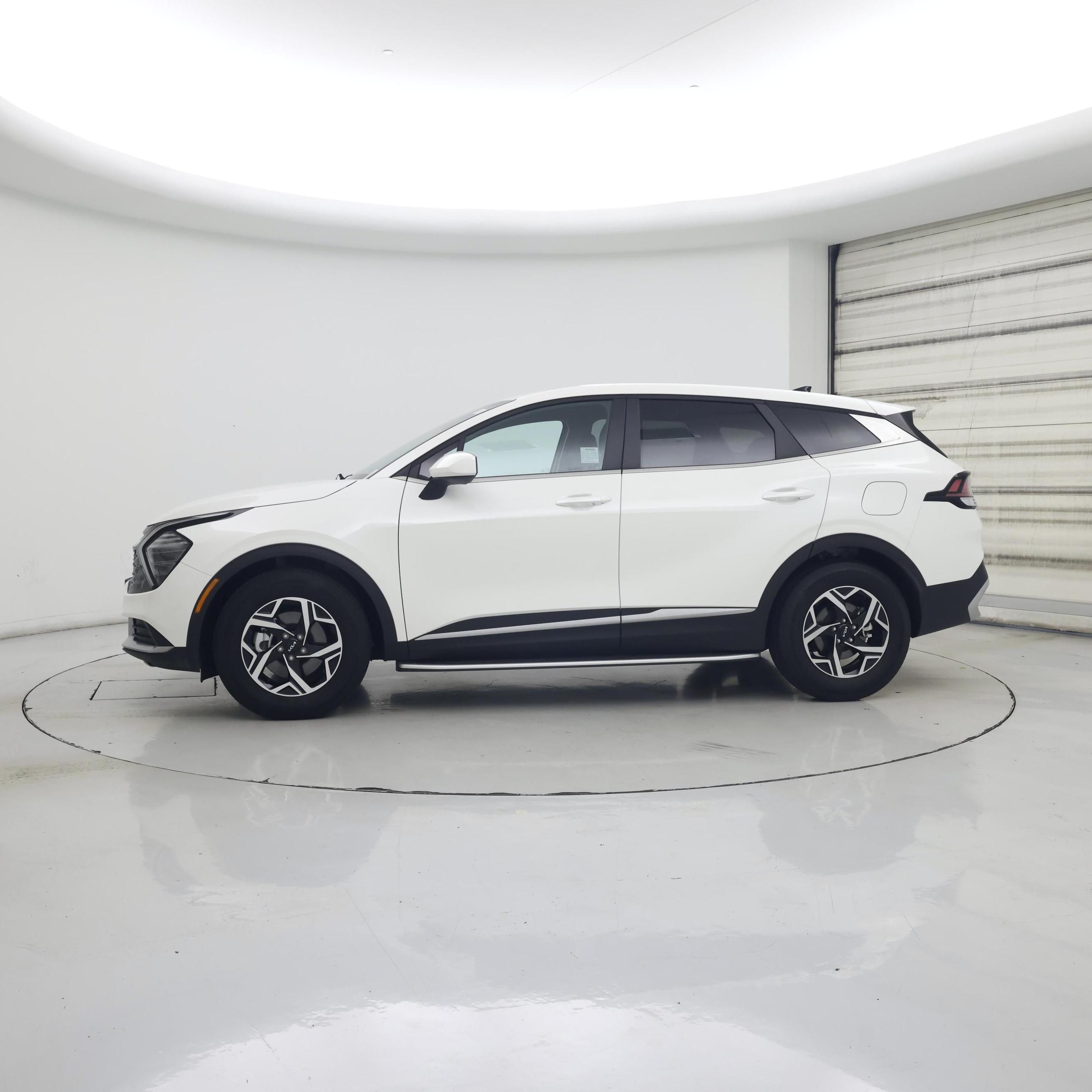 Thumbnail: 2025 Kia Sportage - 3