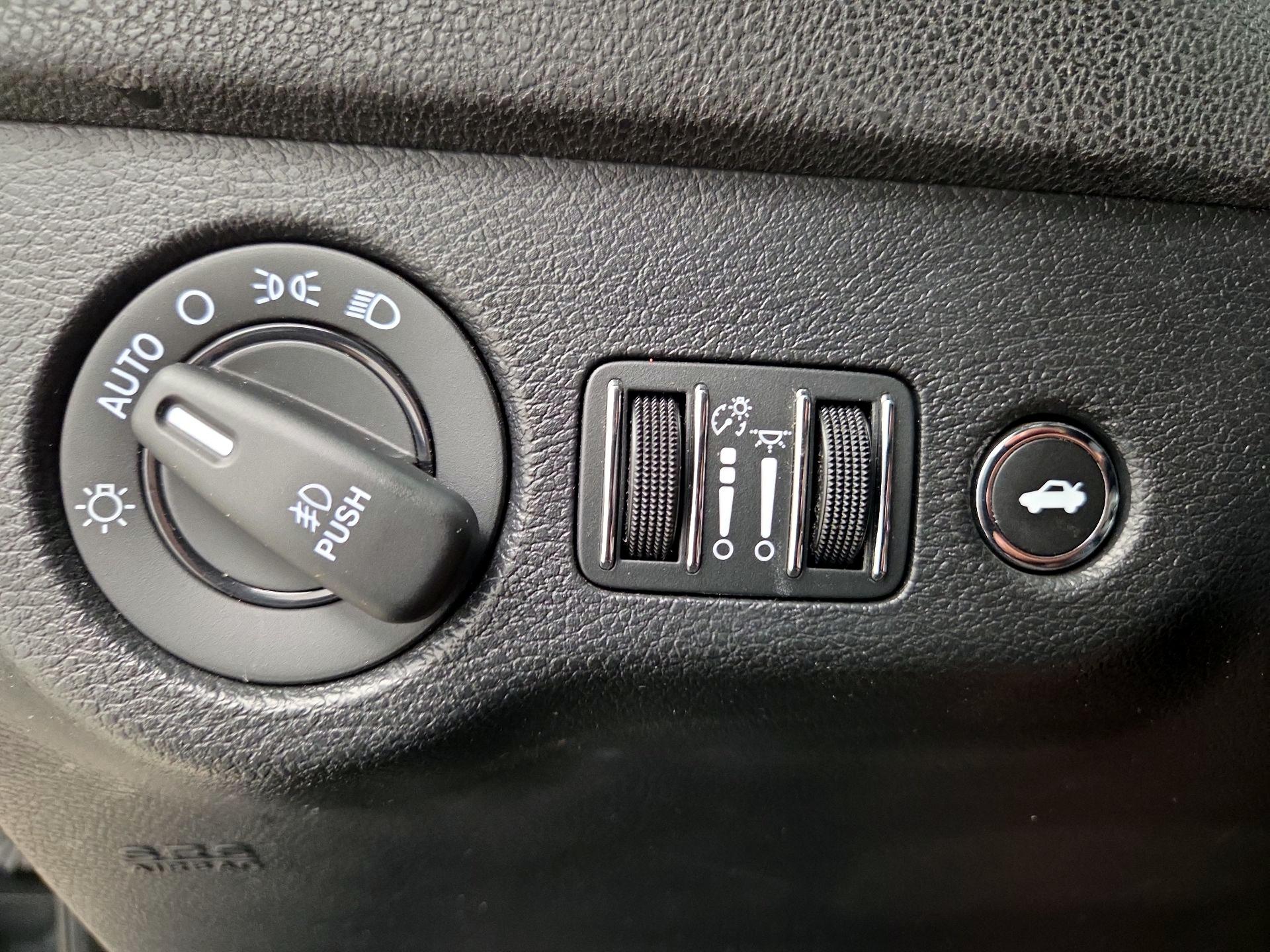 Thumbnail: 2022 Dodge Charger - 13