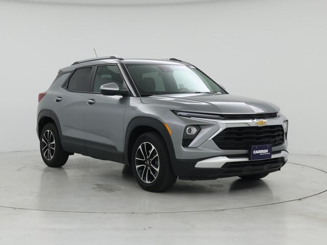 Silver 2025 Chevrolet Trailblazer LT FWD SUV / Crossover Front-Wheel Drive Automatic