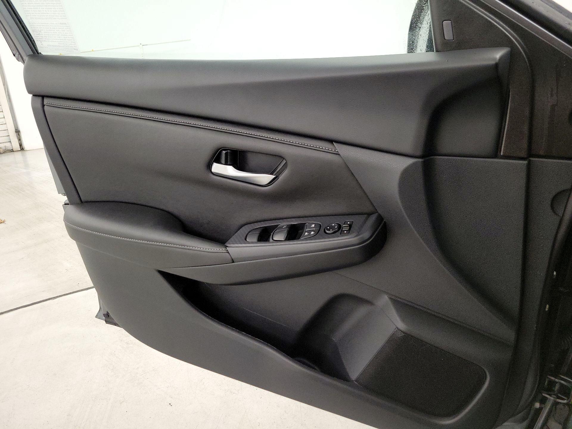 Thumbnail: 2025 Nissan Sentra - 12