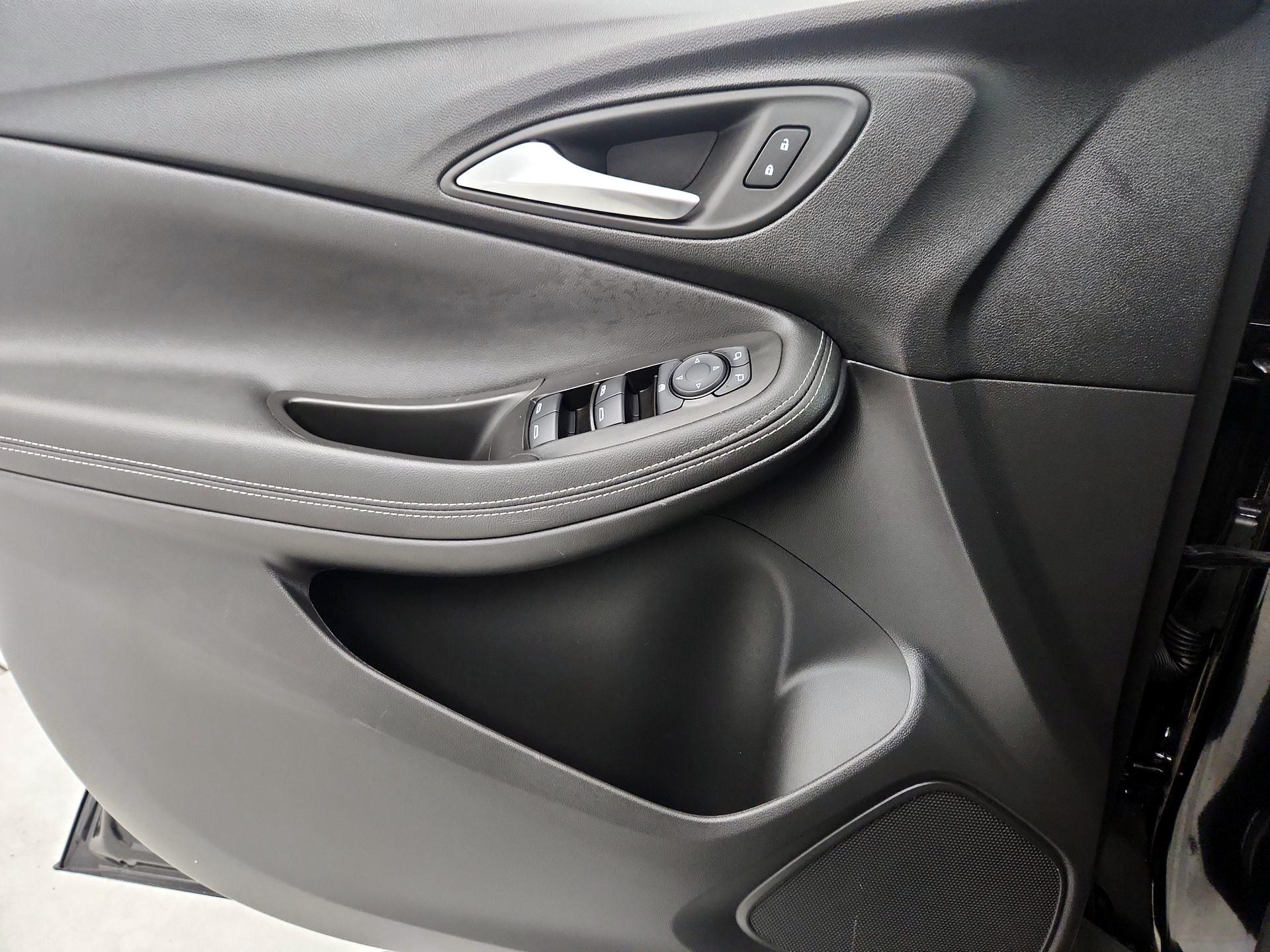 Thumbnail: 2025 Buick Encore GX - 12