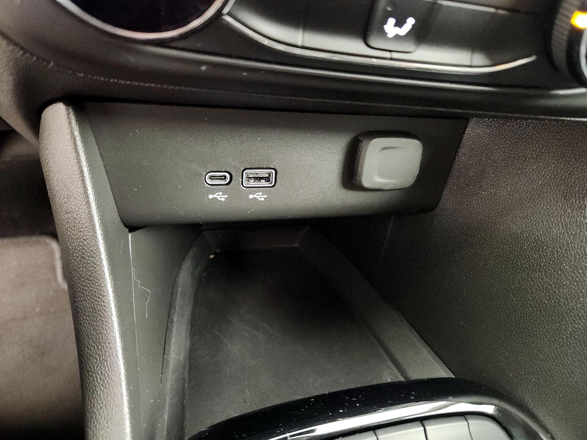 Thumbnail: 2025 Buick Encore GX - 18