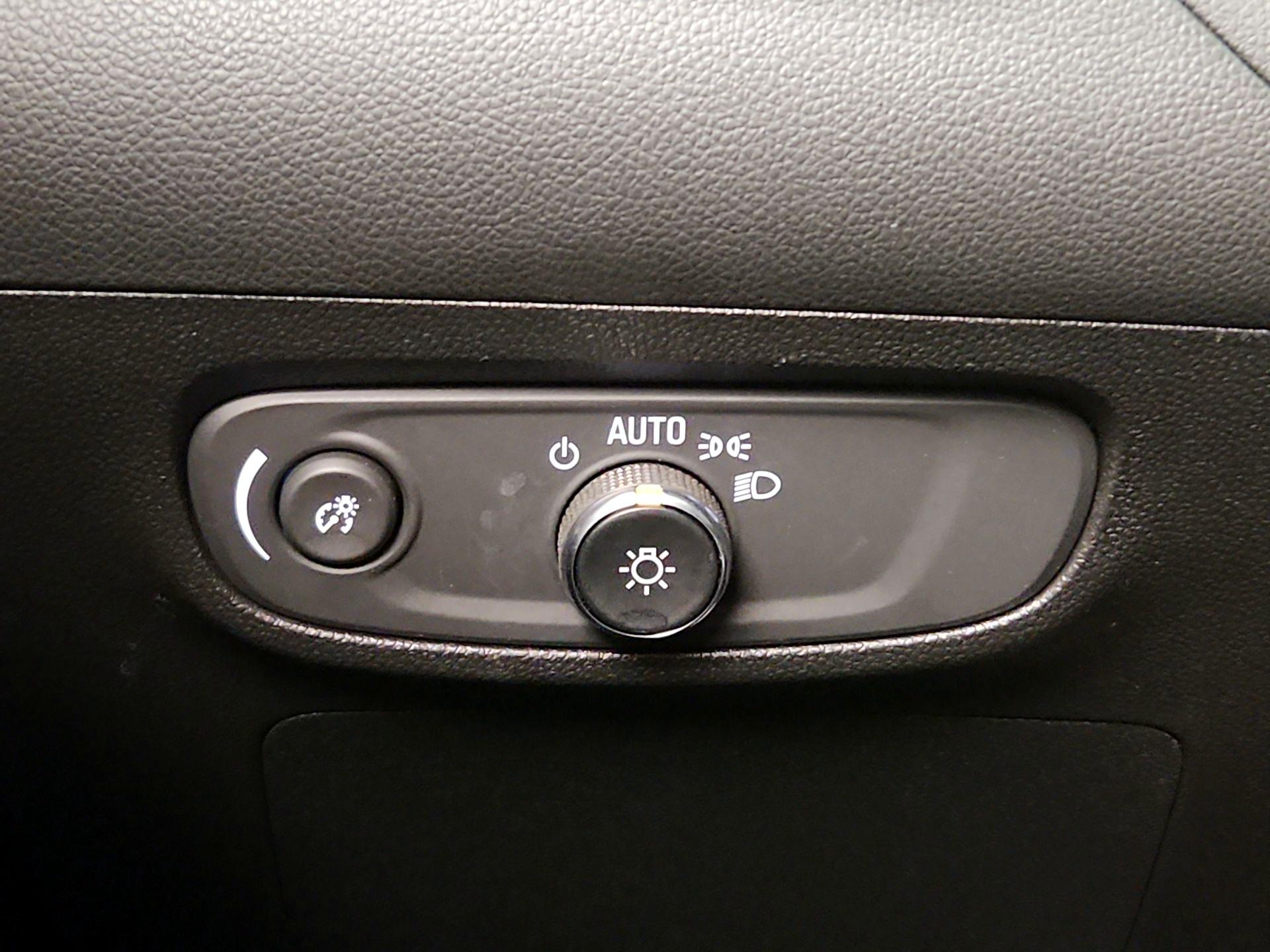 Thumbnail: 2025 Buick Encore GX - 13