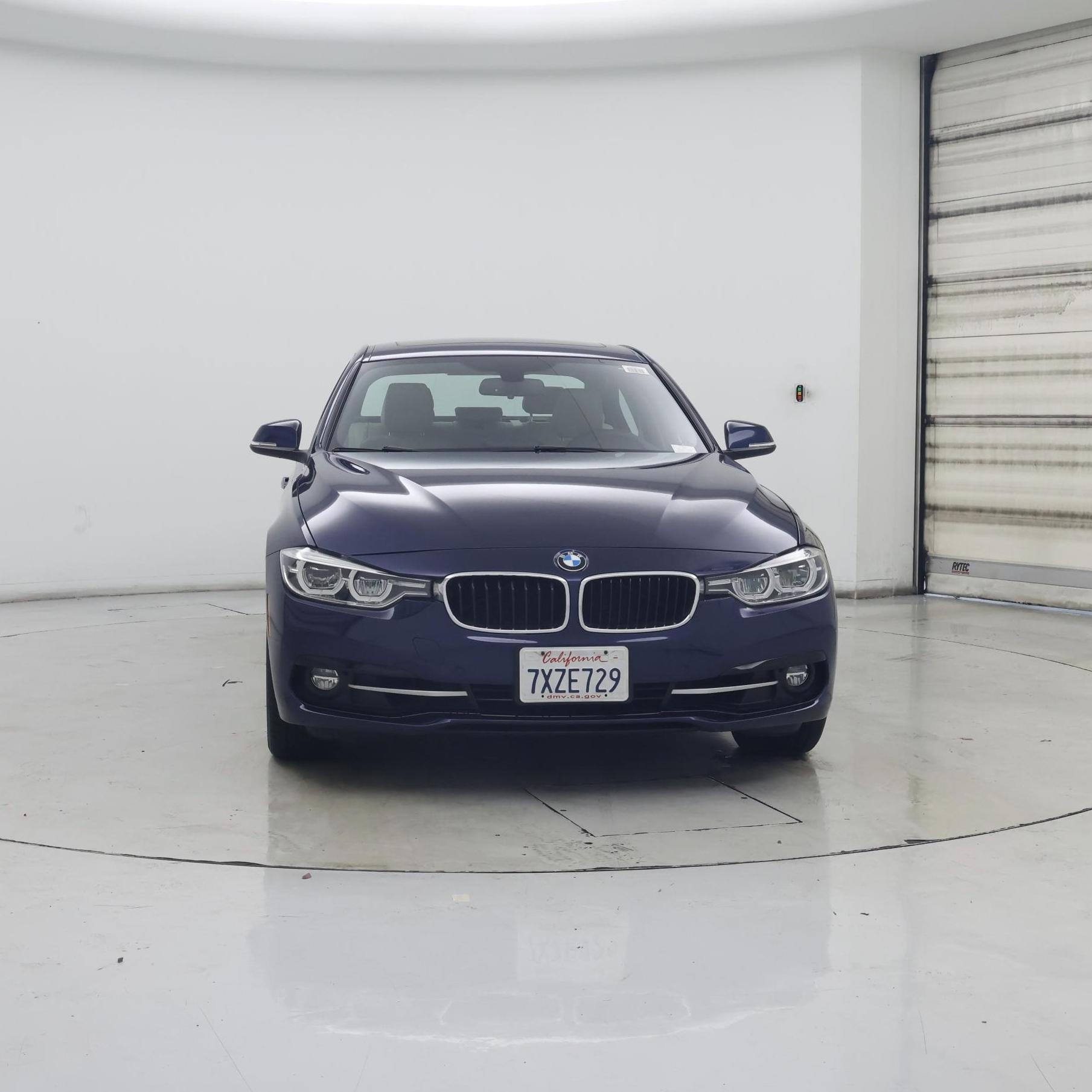Thumbnail: 2017 BMW 3 Series - 5