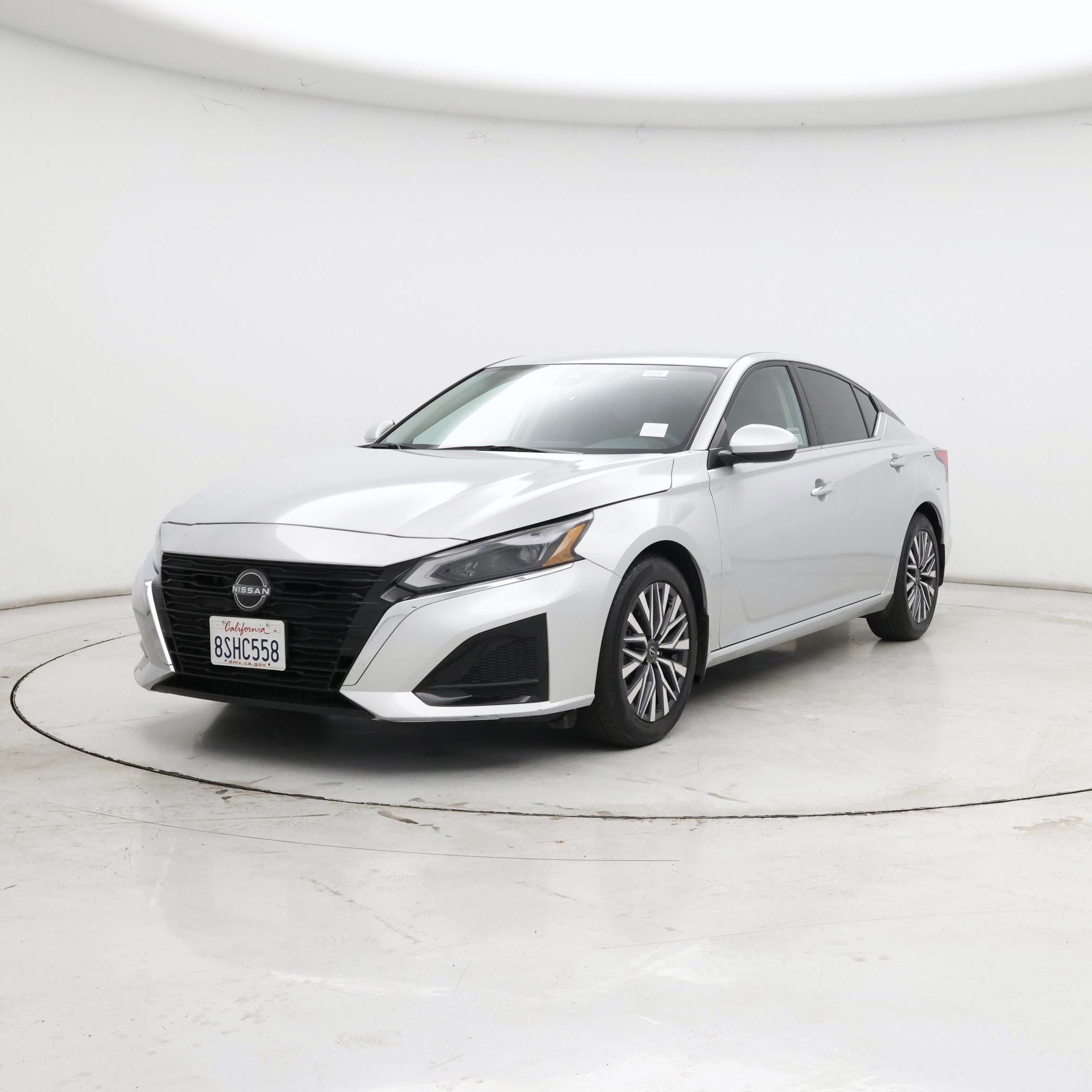 Thumbnail: 2023 Nissan Altima - 4