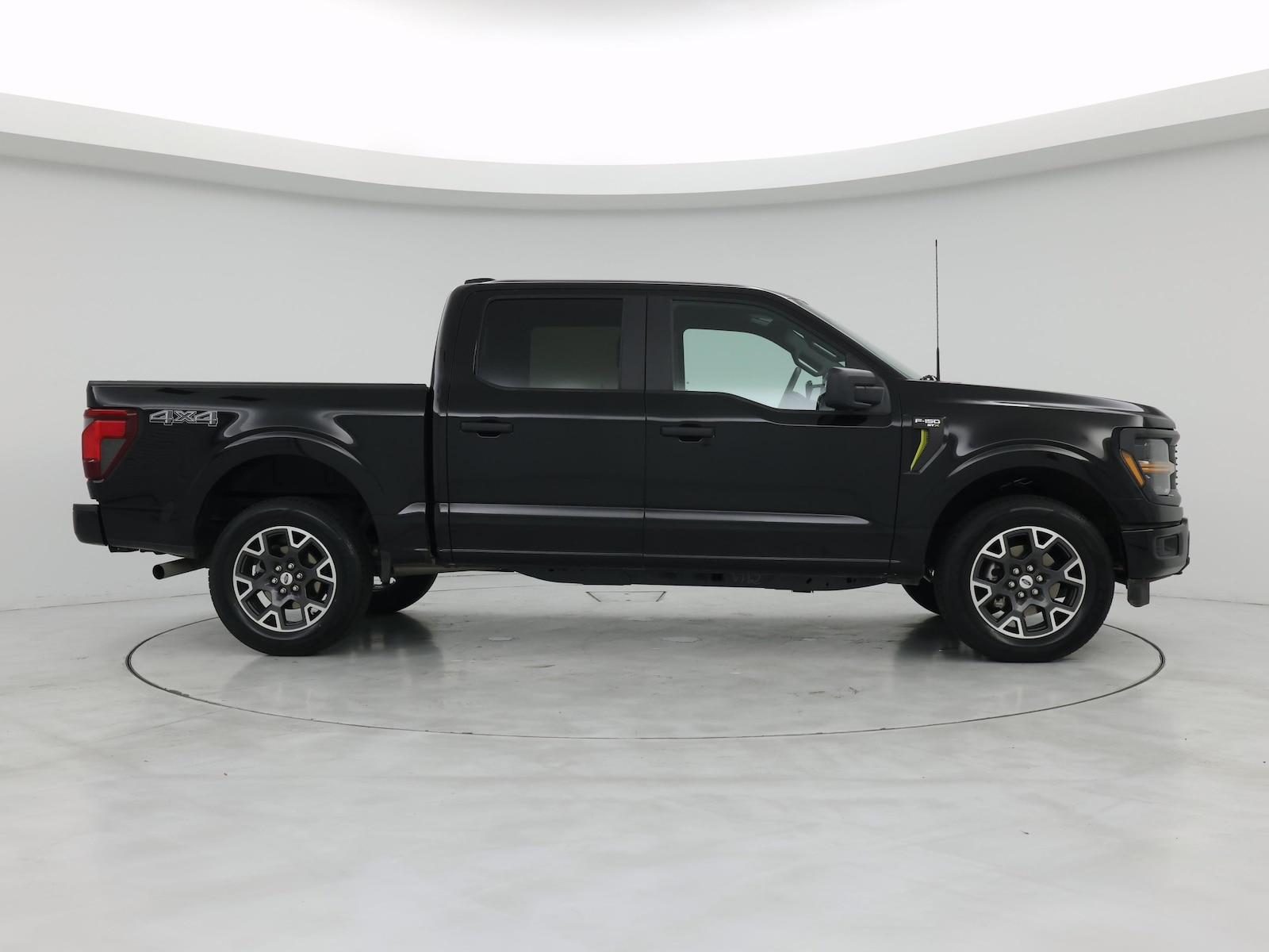 2024 Ford F-150 STX - Photo 8