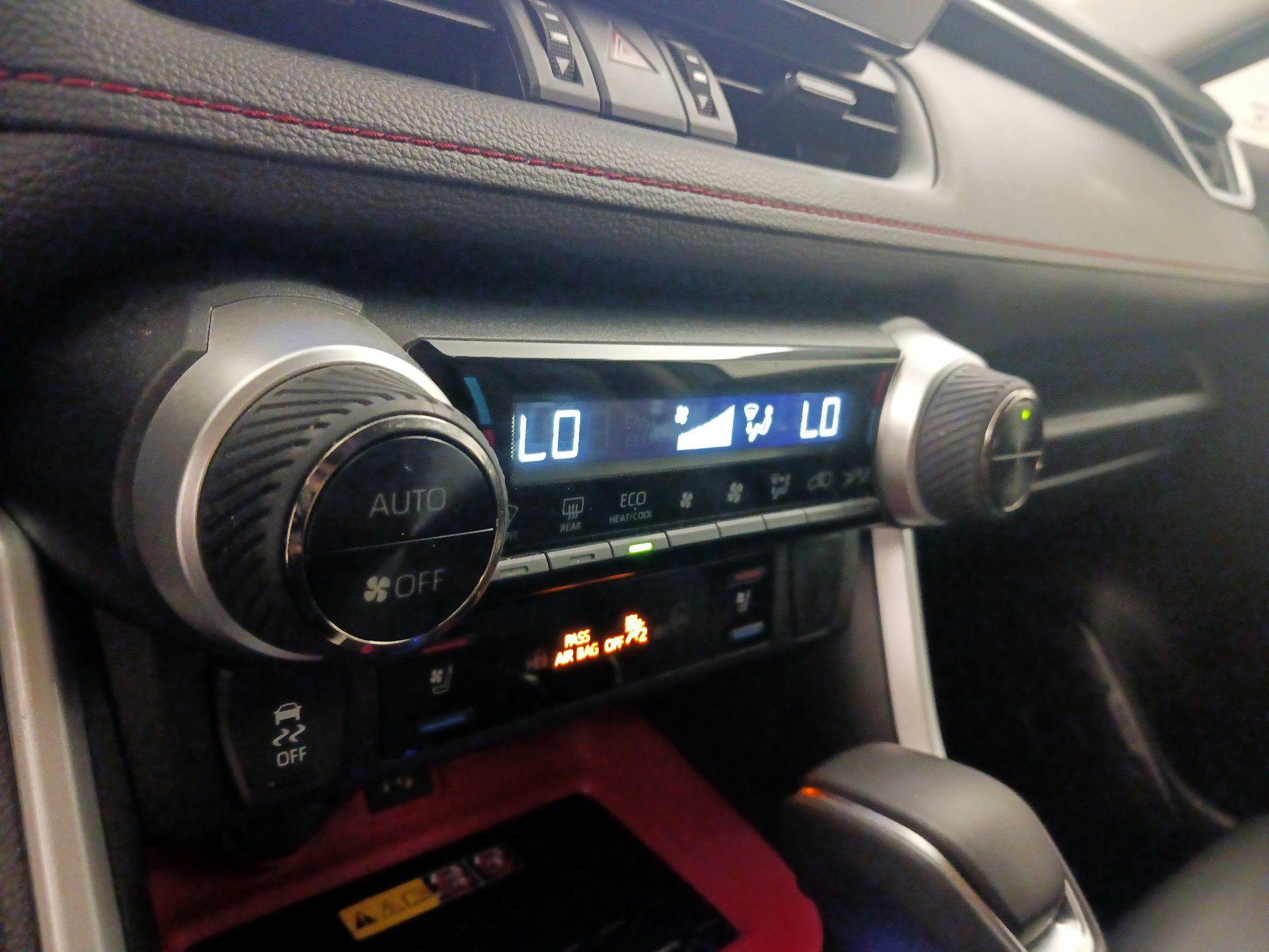 Thumbnail: 2023 Toyota RAV4 - 16