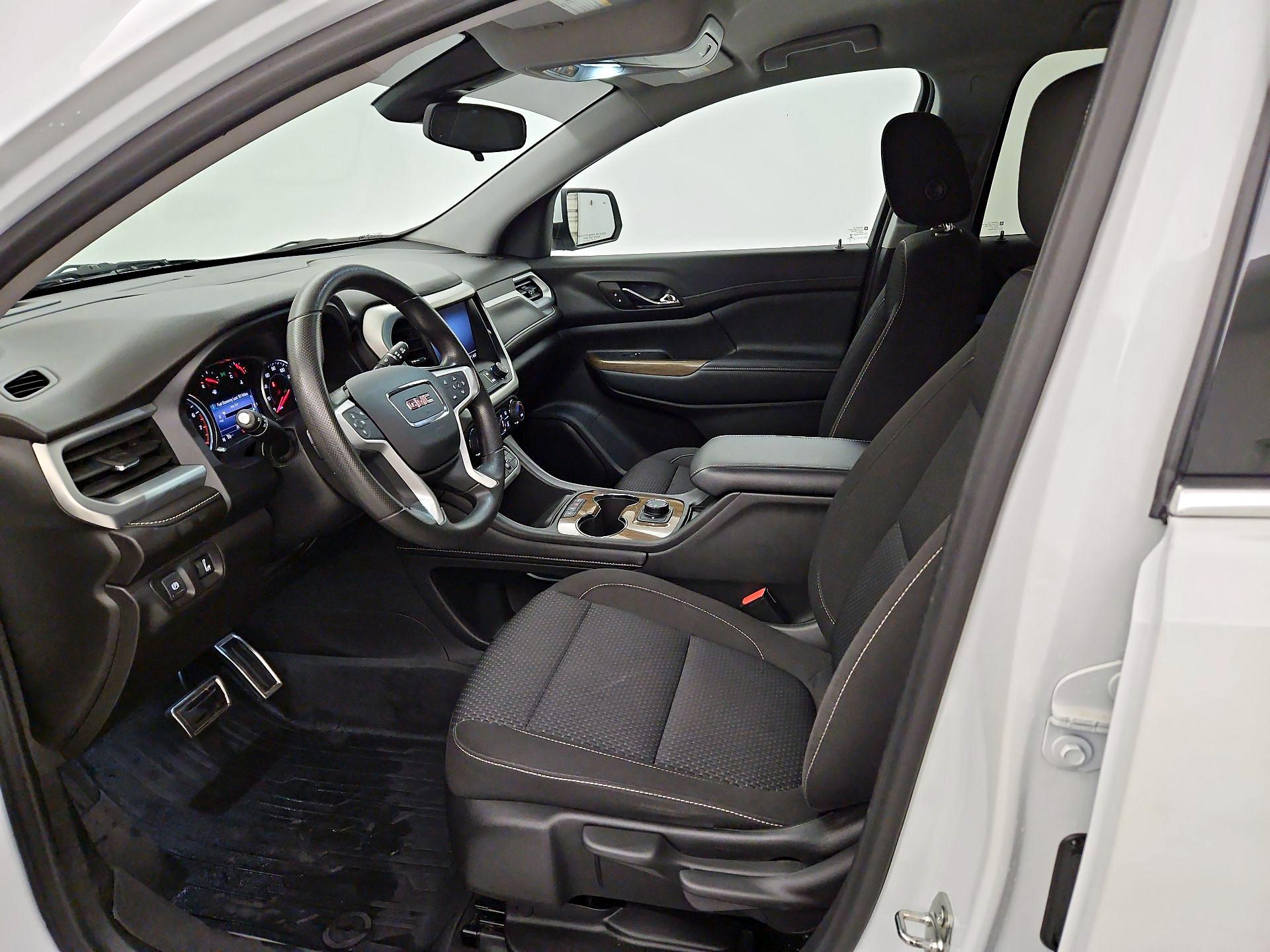 Thumbnail: 2022 GMC Acadia - 11