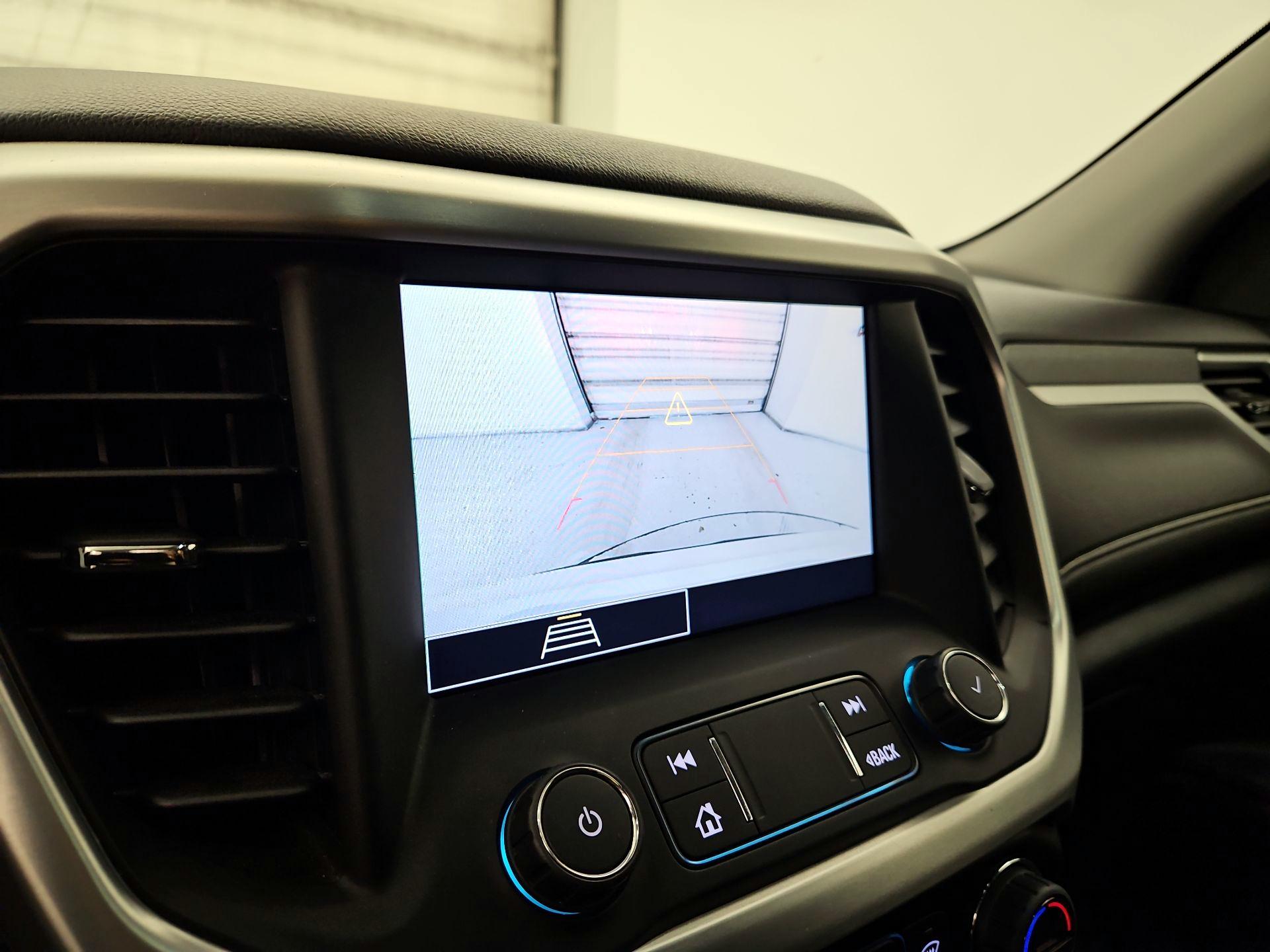 Thumbnail: 2022 GMC Acadia - 14