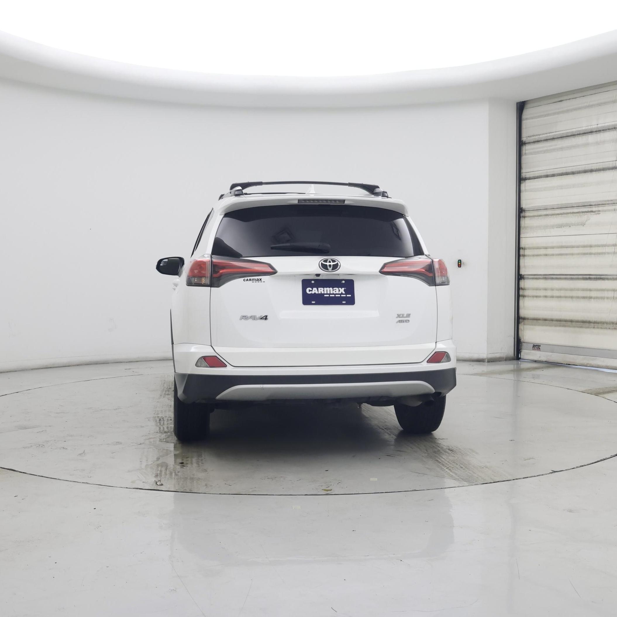 Thumbnail: 2016 Toyota RAV4 - 6