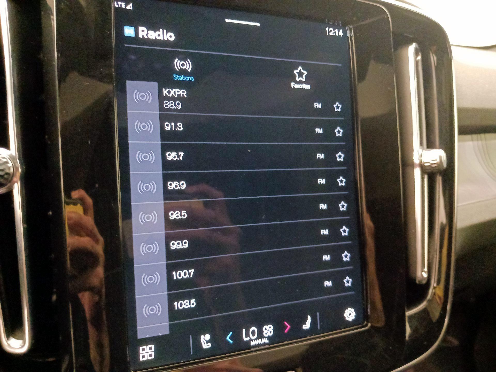 Thumbnail: 2024 Volvo C40 - 15